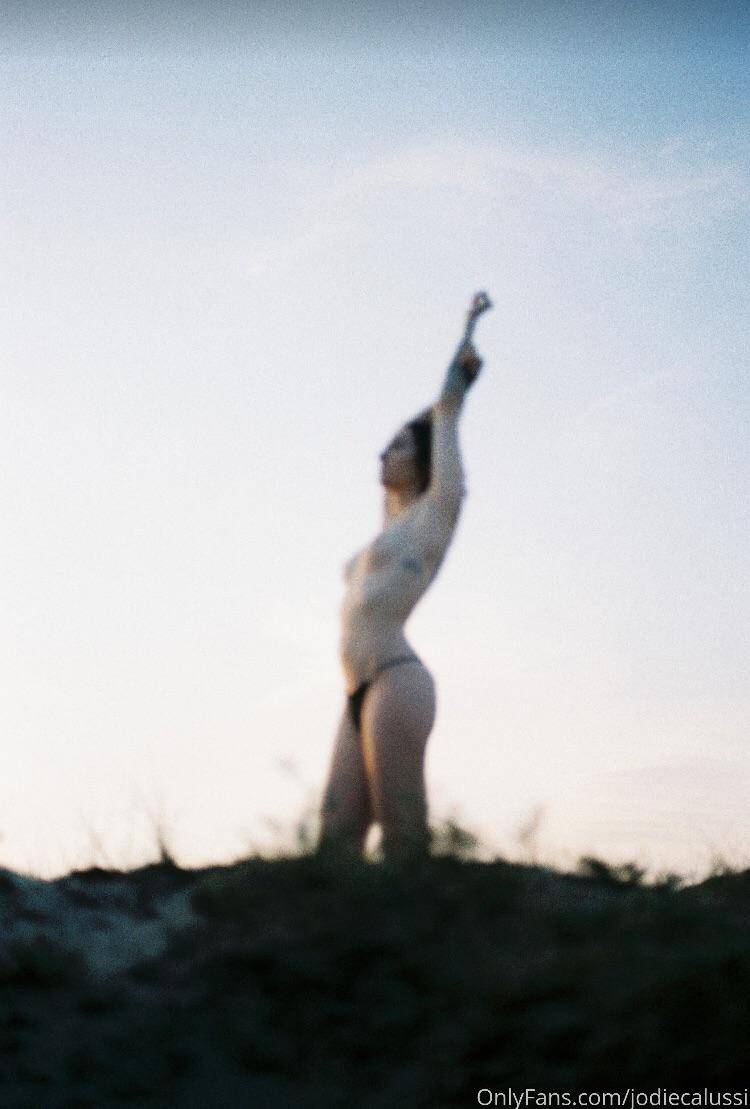 Jodie calussi Scrolller.