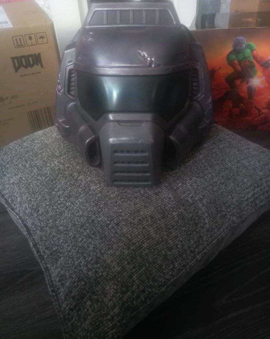 Just received the doom classic helmet collectors bundle today scrolller