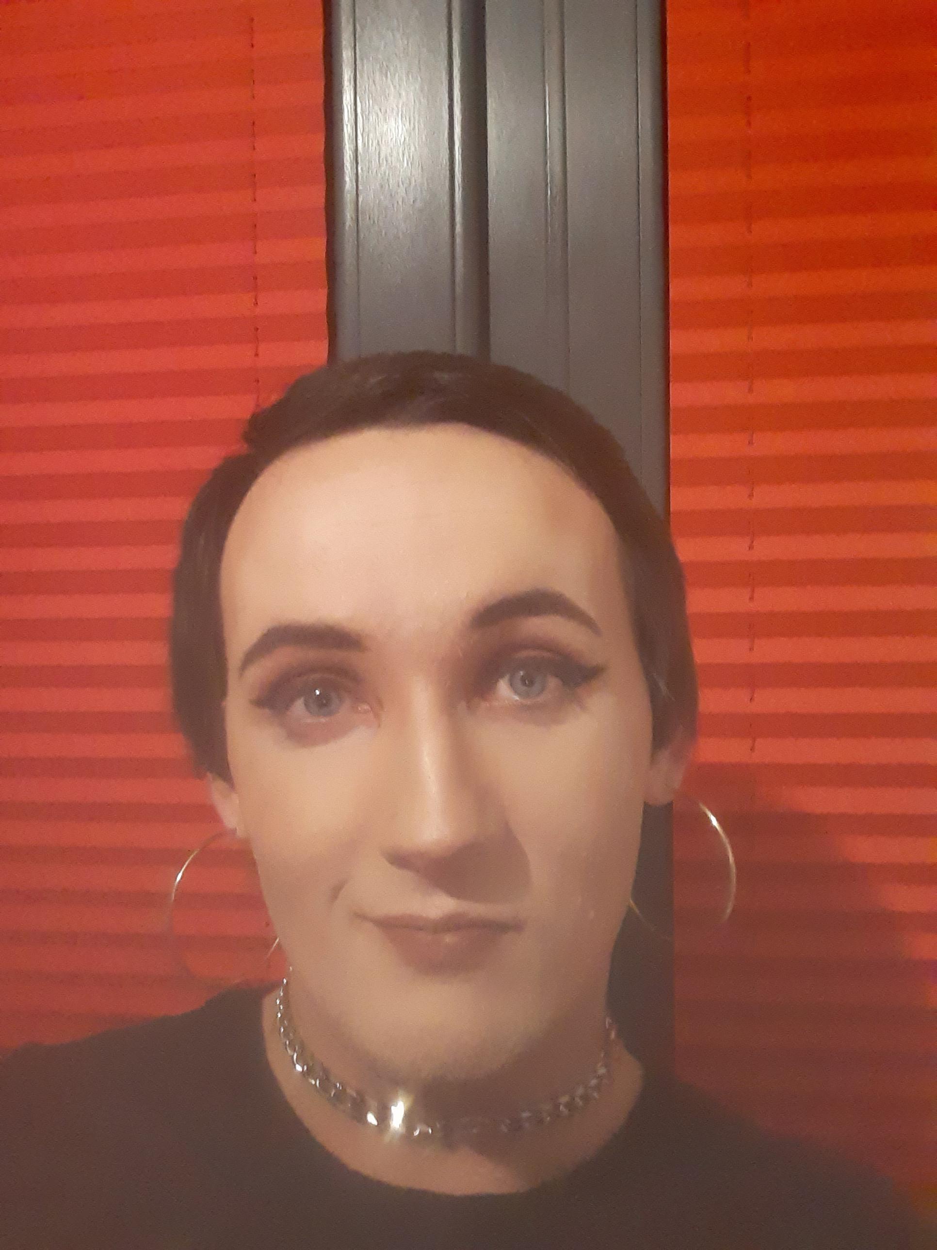 Learning Some Make Up Tonight Scrolller learning-some-make-up-tonight-scrolller