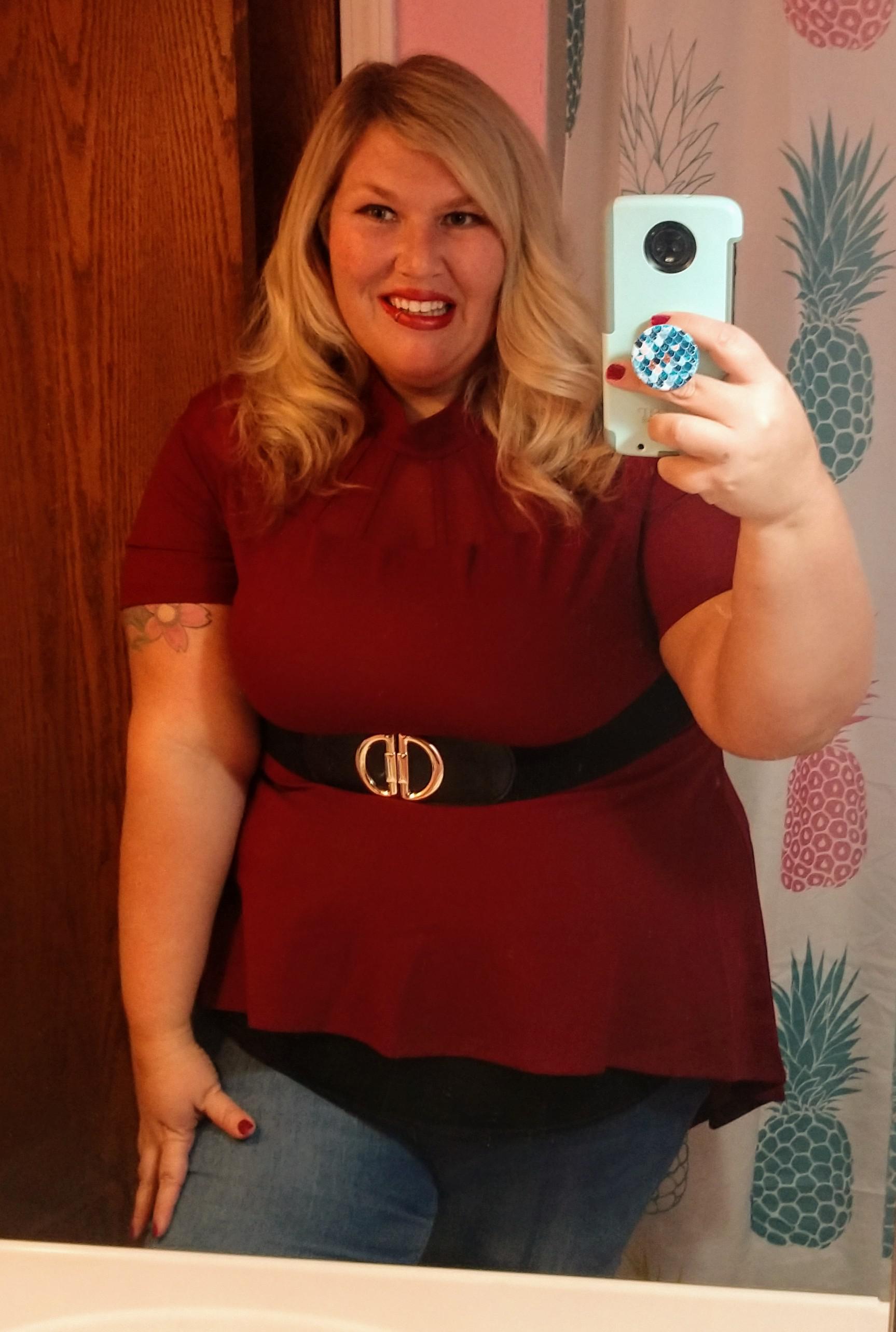 Love For A Thicc Busty Blonde fully Clothed Scrolller