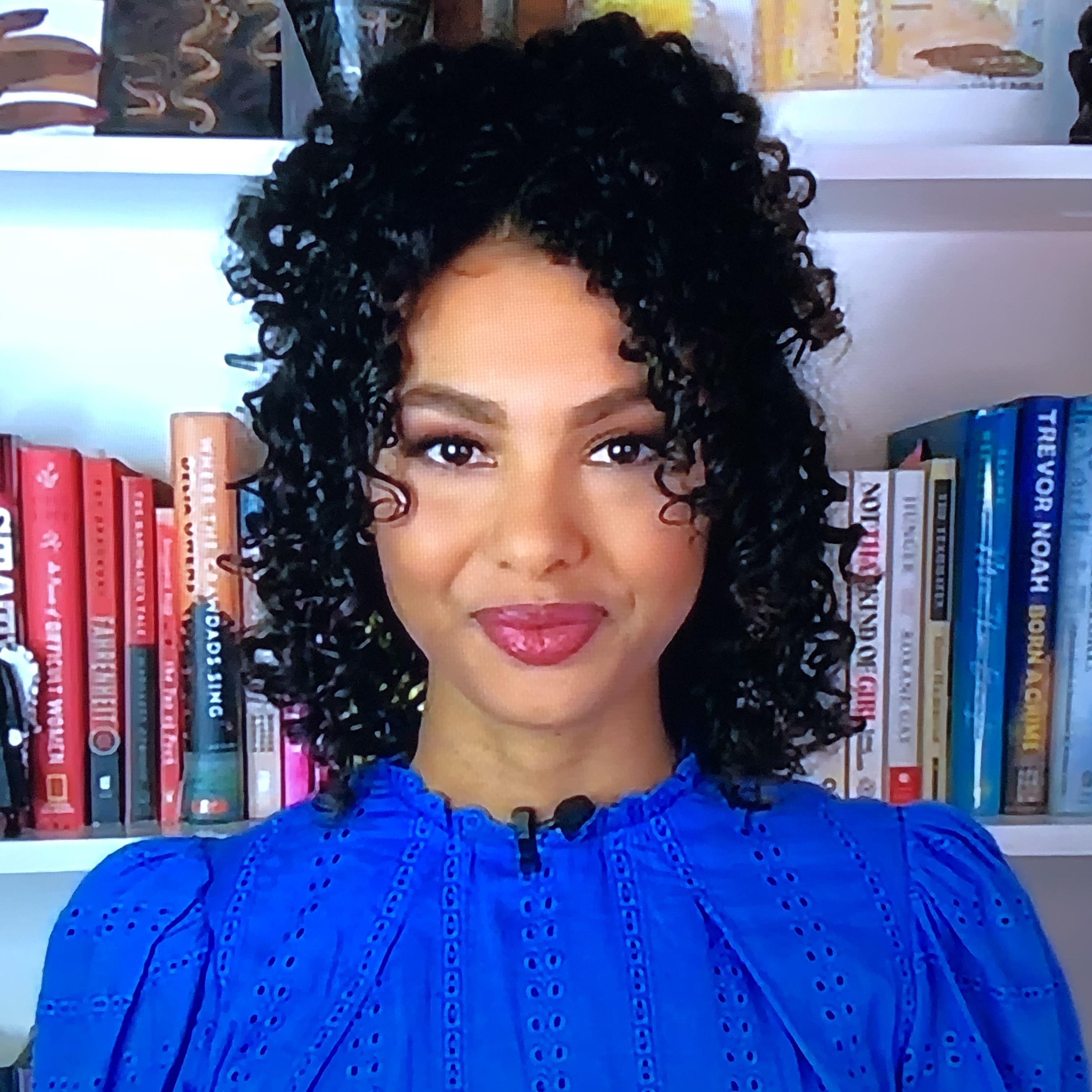 Malika Andrews Scrolller