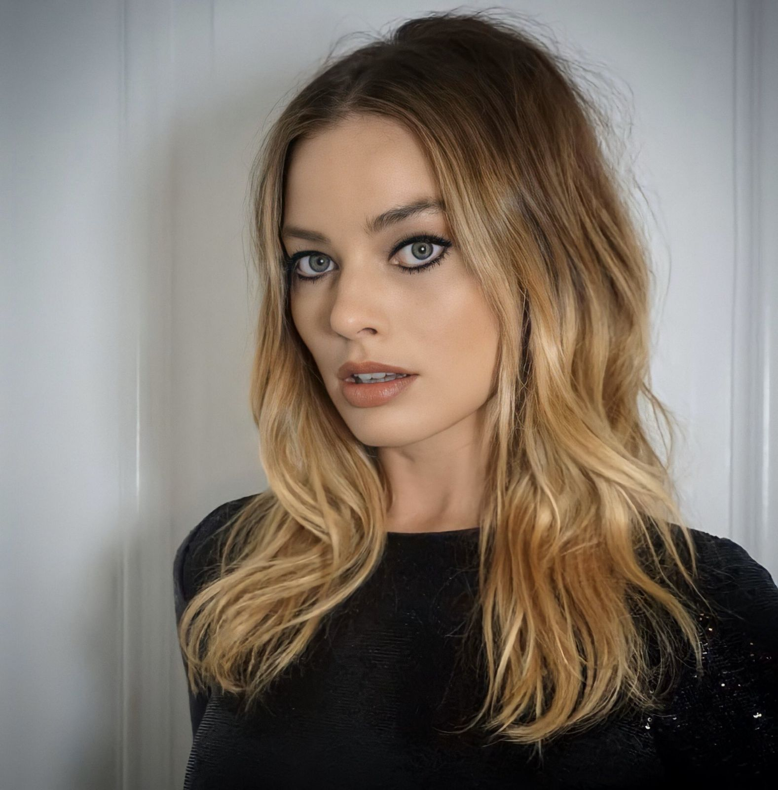 margot-is-a-flawless-goddess-any-buds-wanna-feed-and-milk-me-dry-for