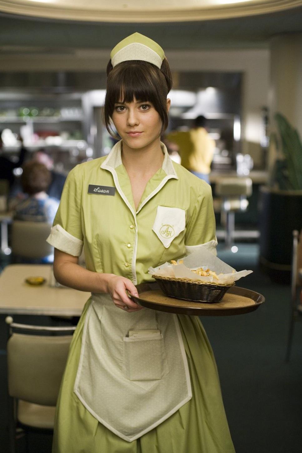 Mary Elizabeth Winstead As A Waitress, What A Waitress SHOULD Be ...