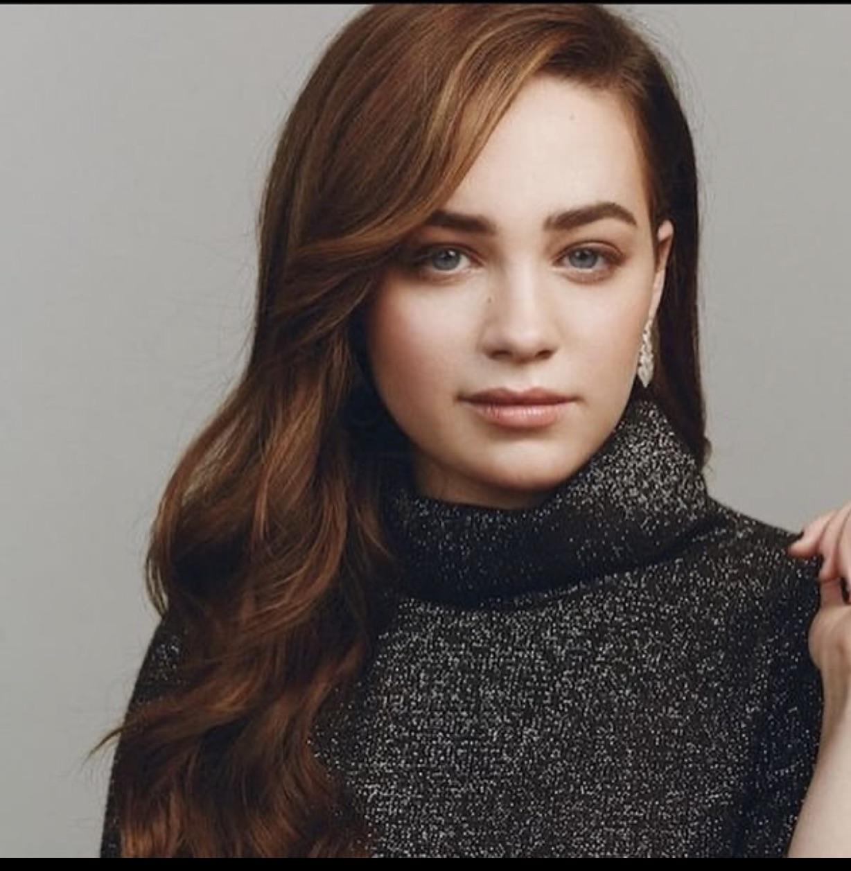 Mary Mouser anyone? | Scrolller