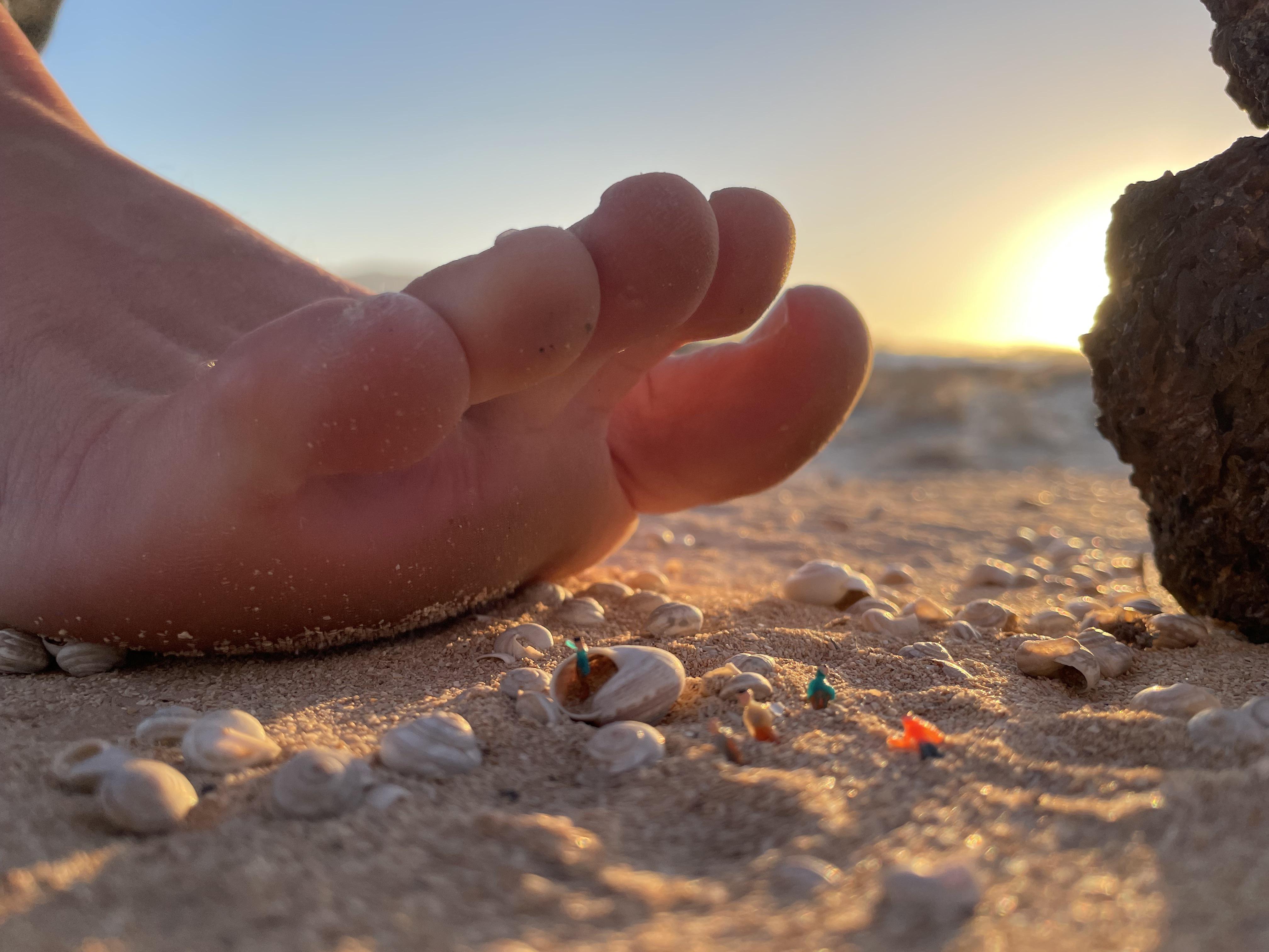 This Giantess' Onlyfans Leak Blew Up The Internet! - 0t5cica