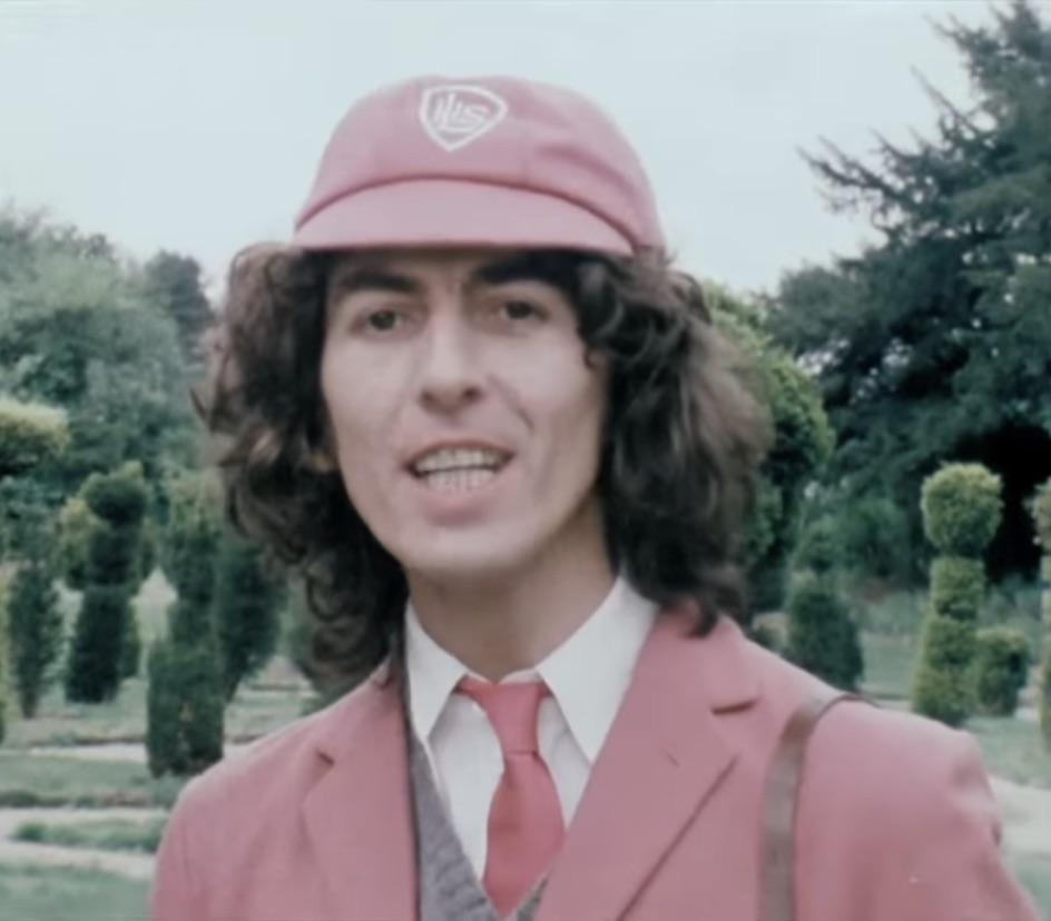 Mods are asleep, upvote for Angus Young | Scrolller