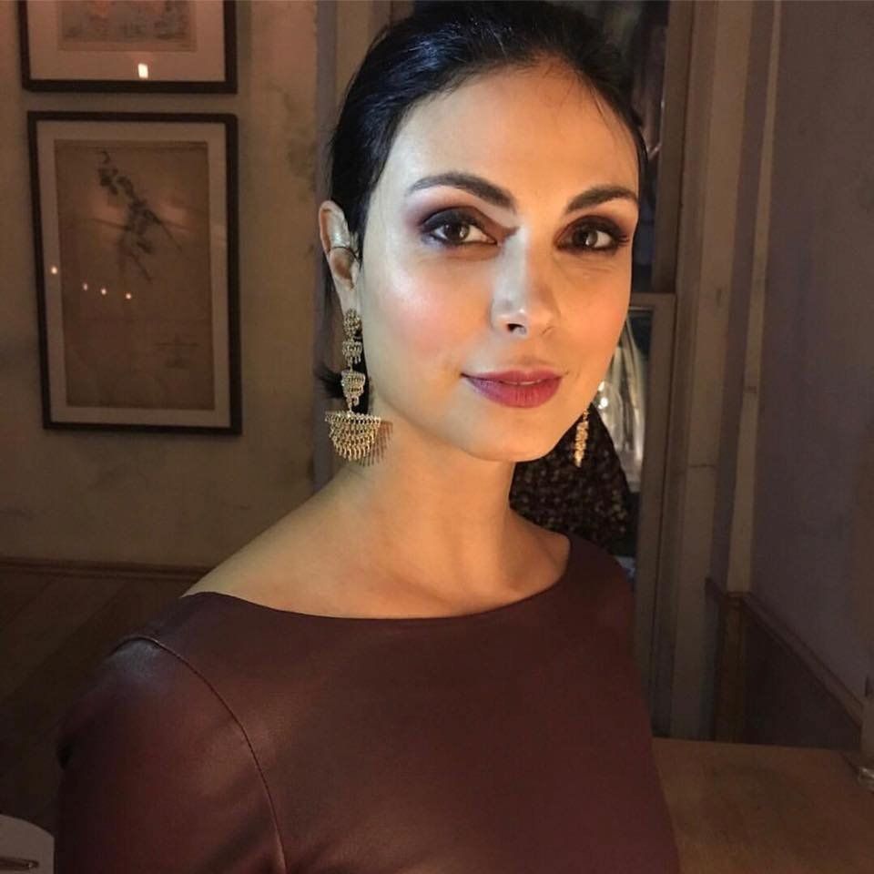 Morena Baccarin is aging like a fine wine | Scrolller