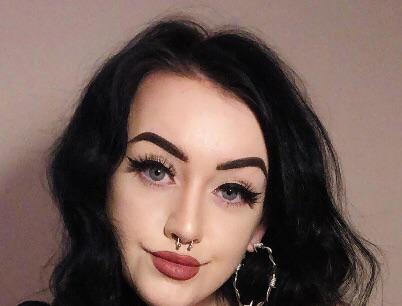My 24 year old goth sister, Geesken | Scrolller