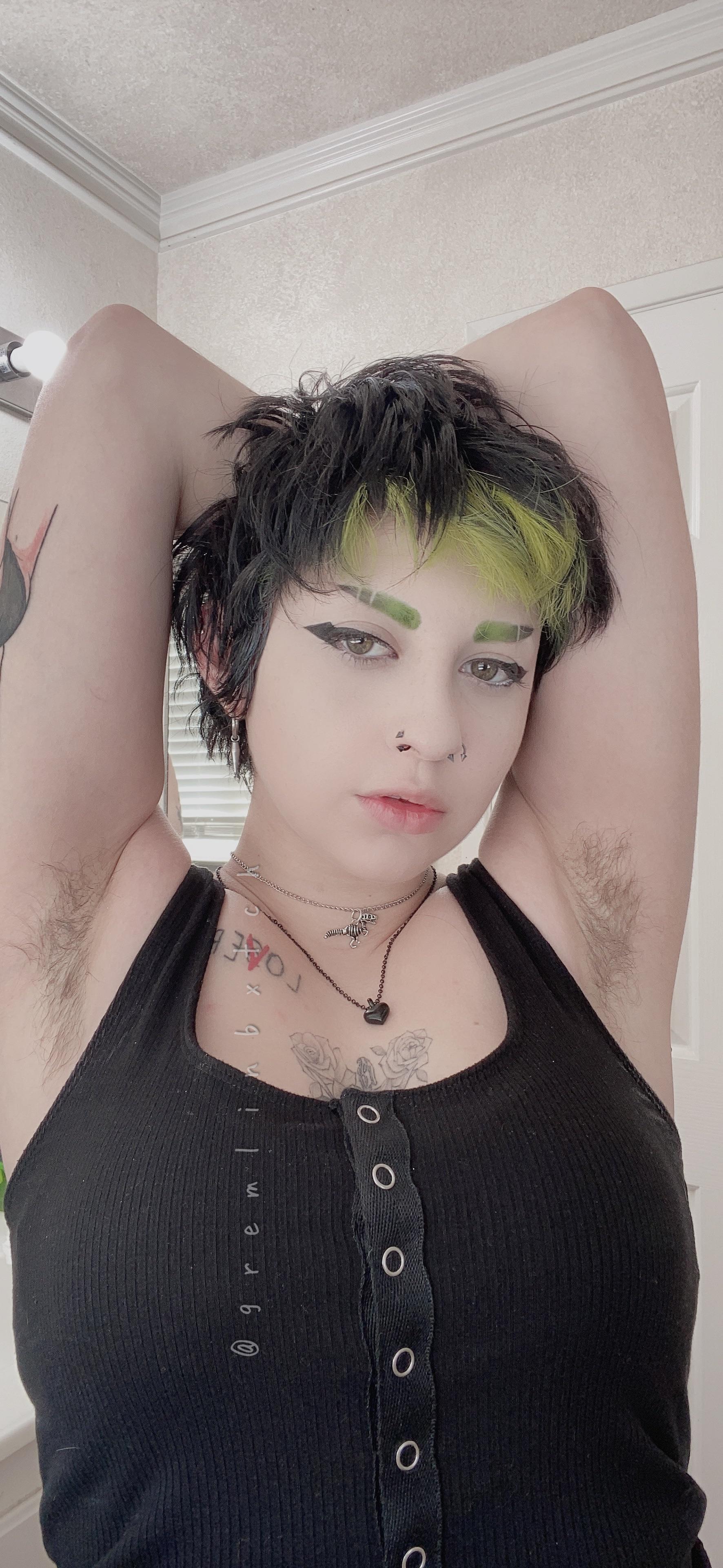 My Armpit Hair Is So Light That It Makes My Tattoo Look Like Chest Hair Scrolller 8569