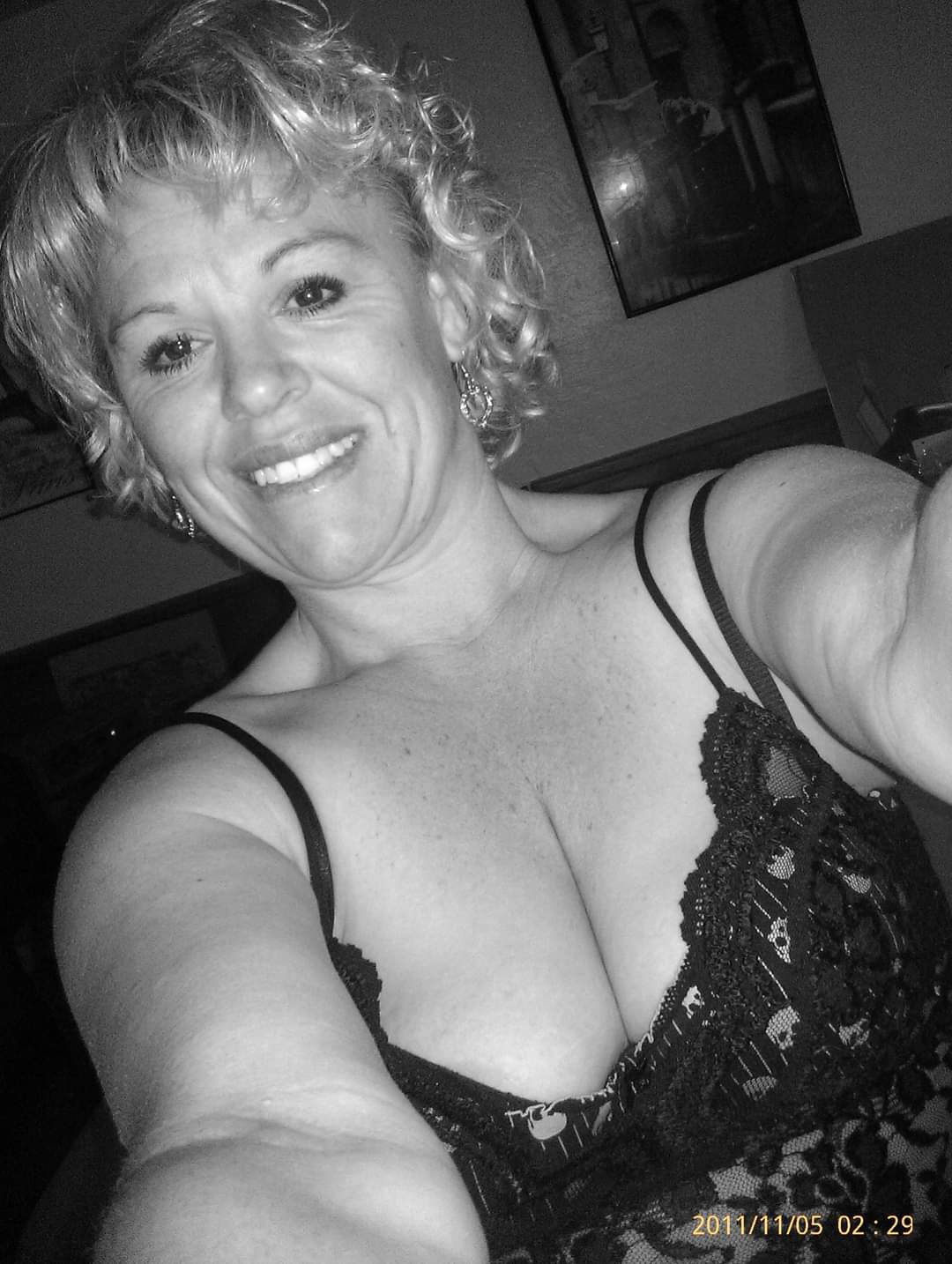 My aunt. The street walker. | Scrolller