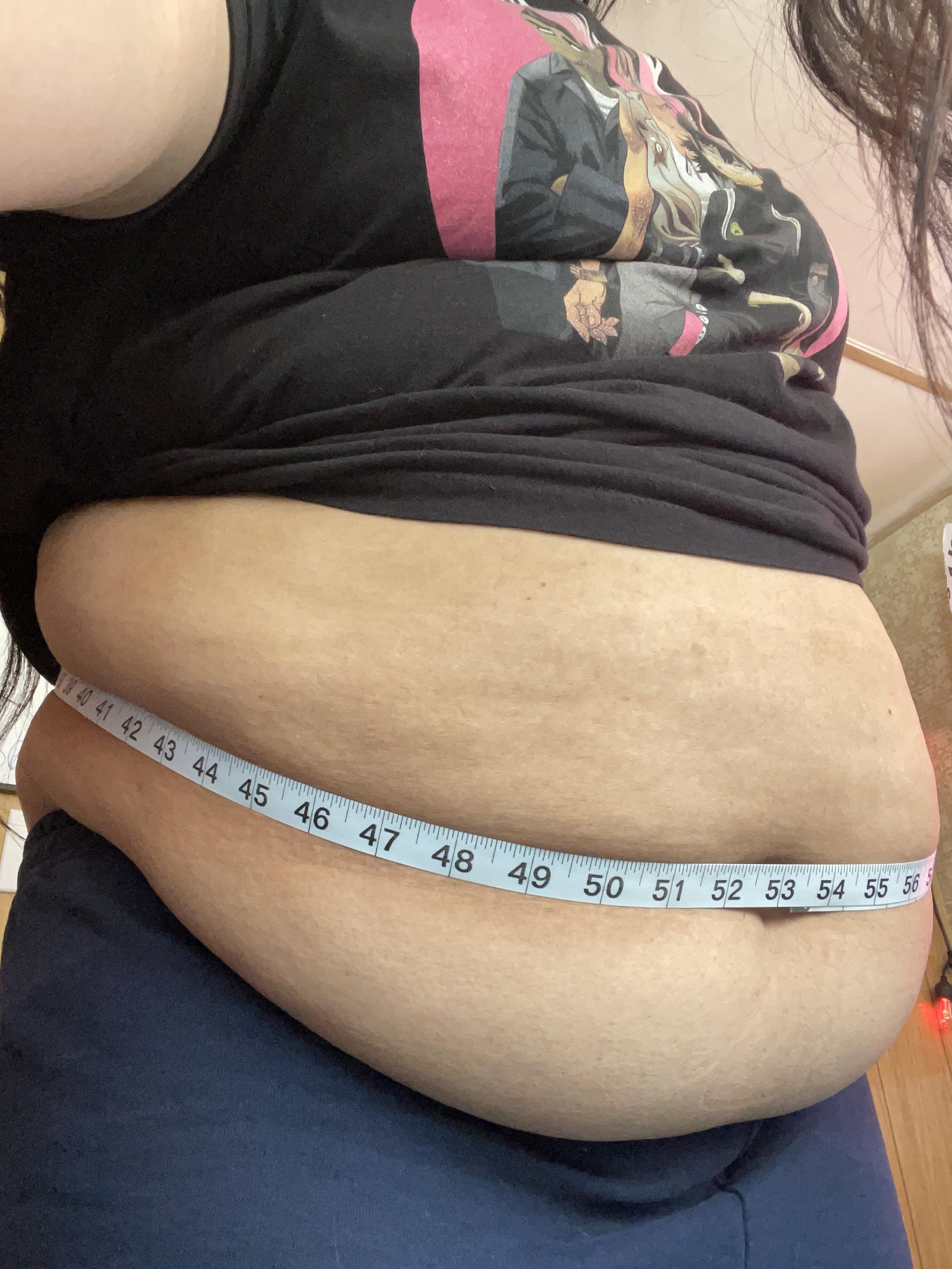 My belly is 53 inches 😳🐷 | Scrolller