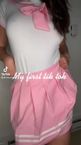 my first tik tok! be nice
