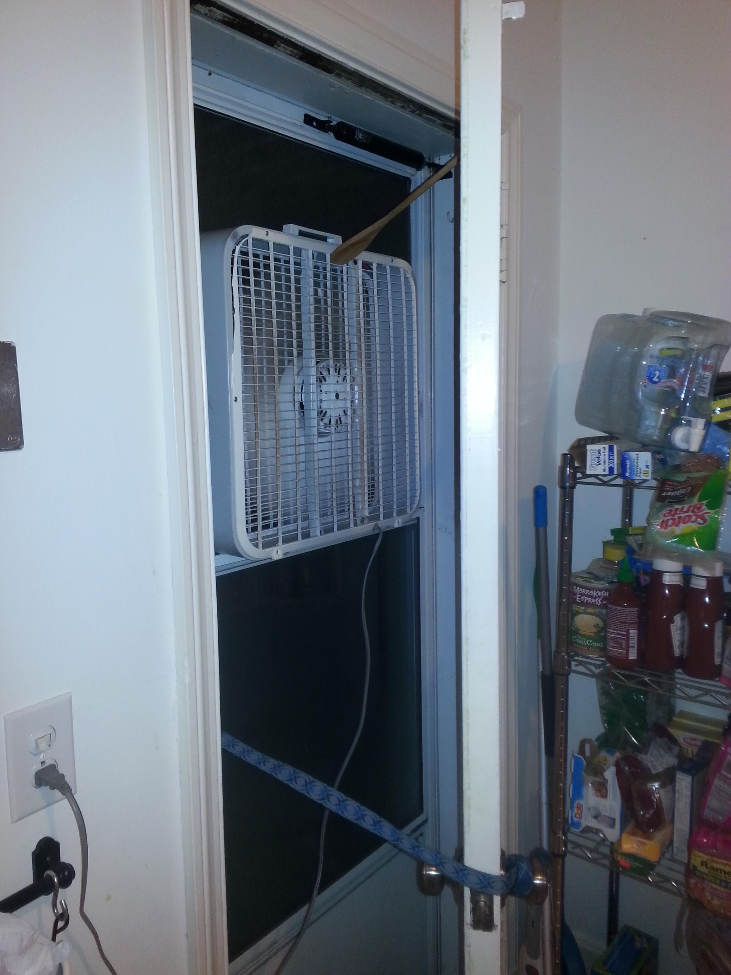 My kitchen doesn't have an exhaust fan. Scrolller