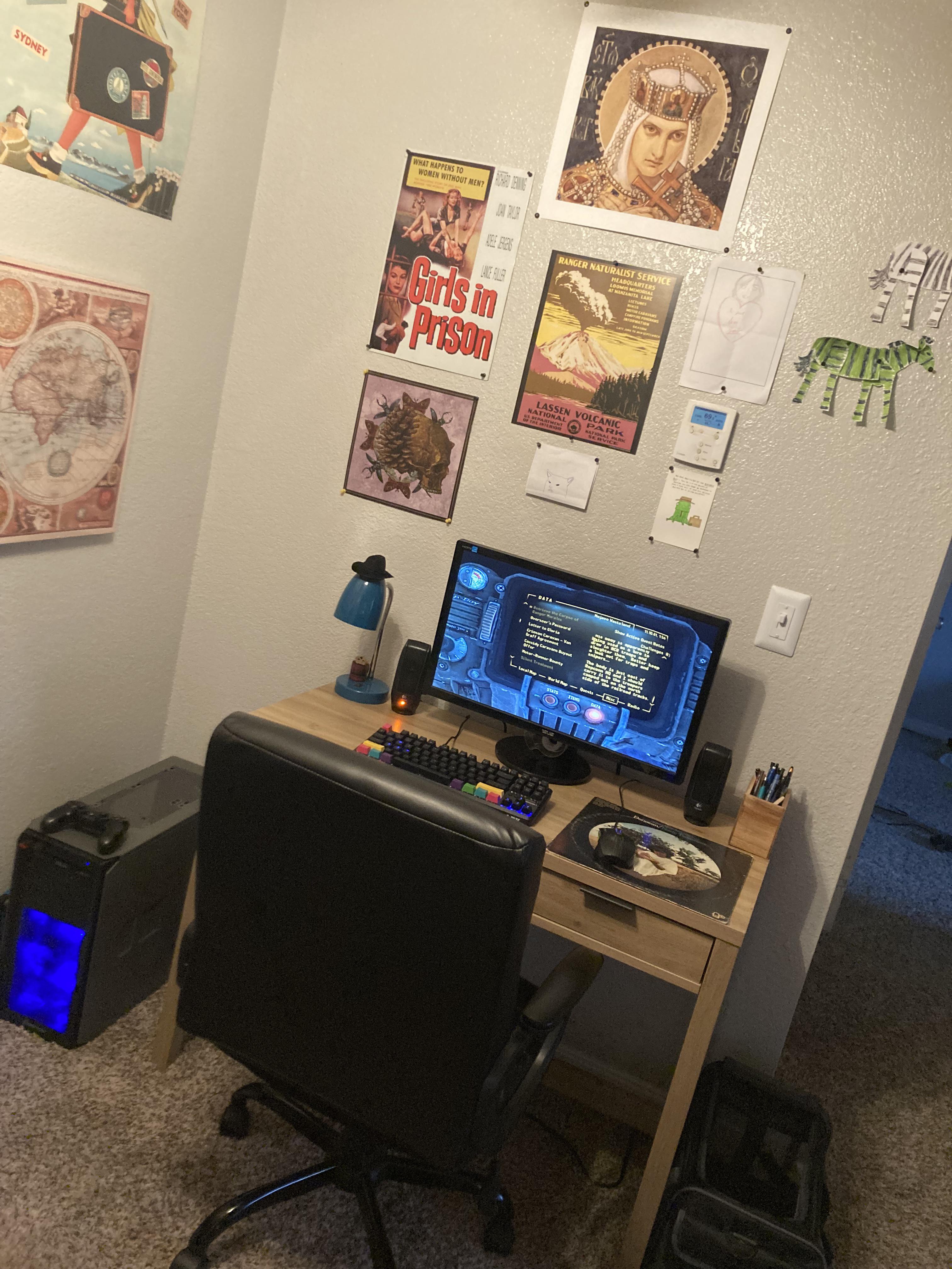 My one bedroom apartment corner of doom. Scrolller