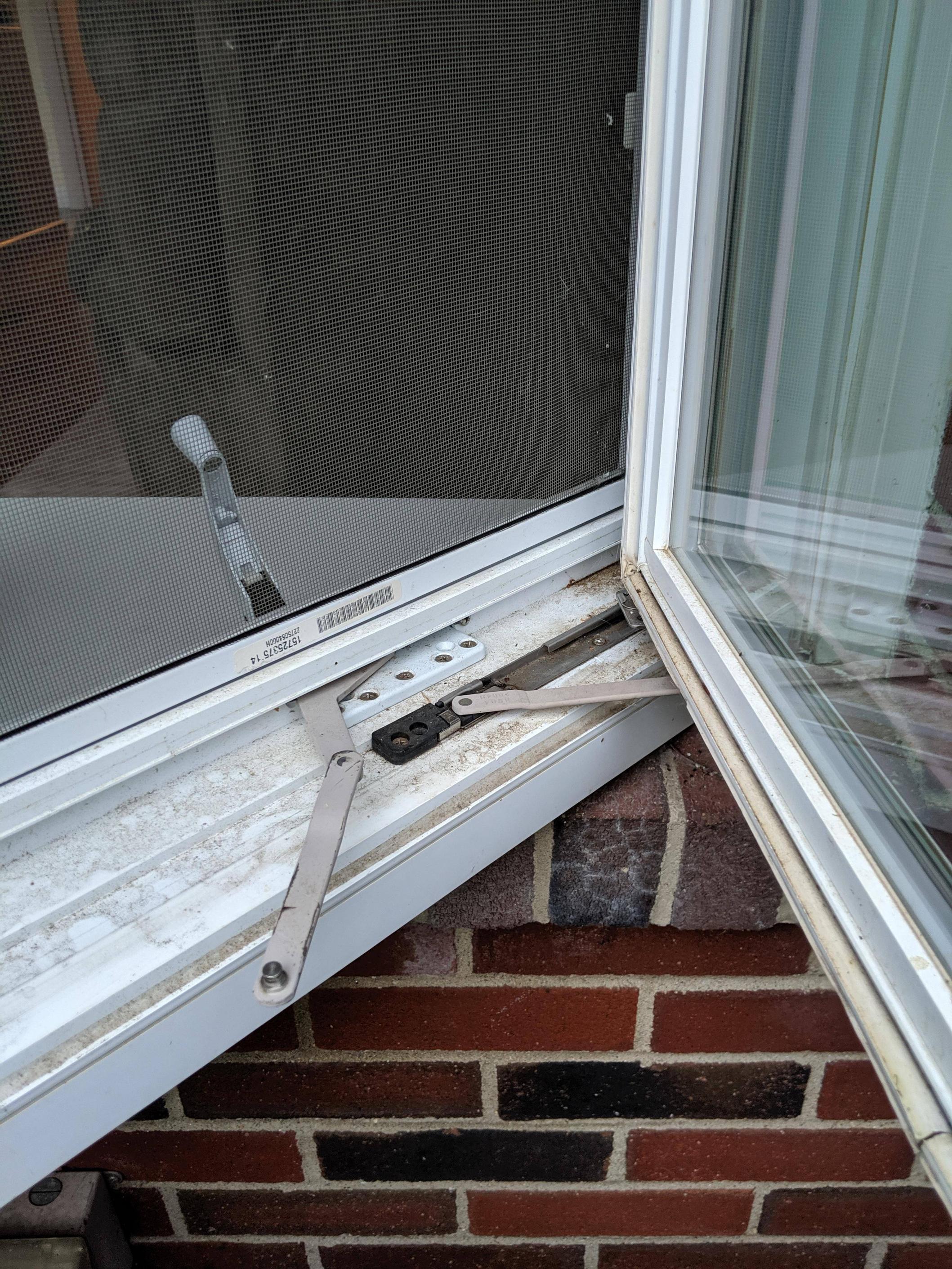 My two casement windows aren't closing. Scrolller