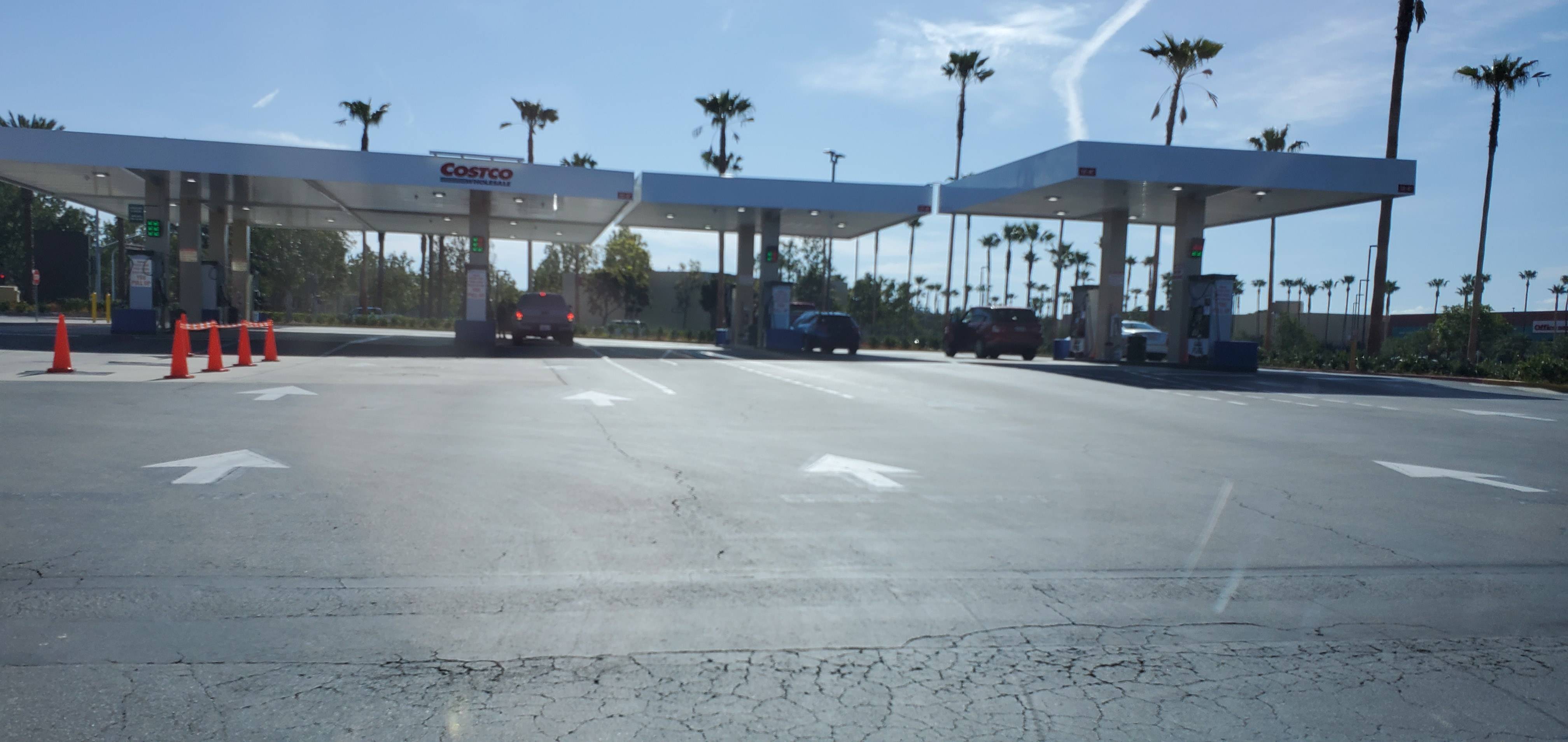 Never seen a Costco gas station this empty on a Saturday (Irvine