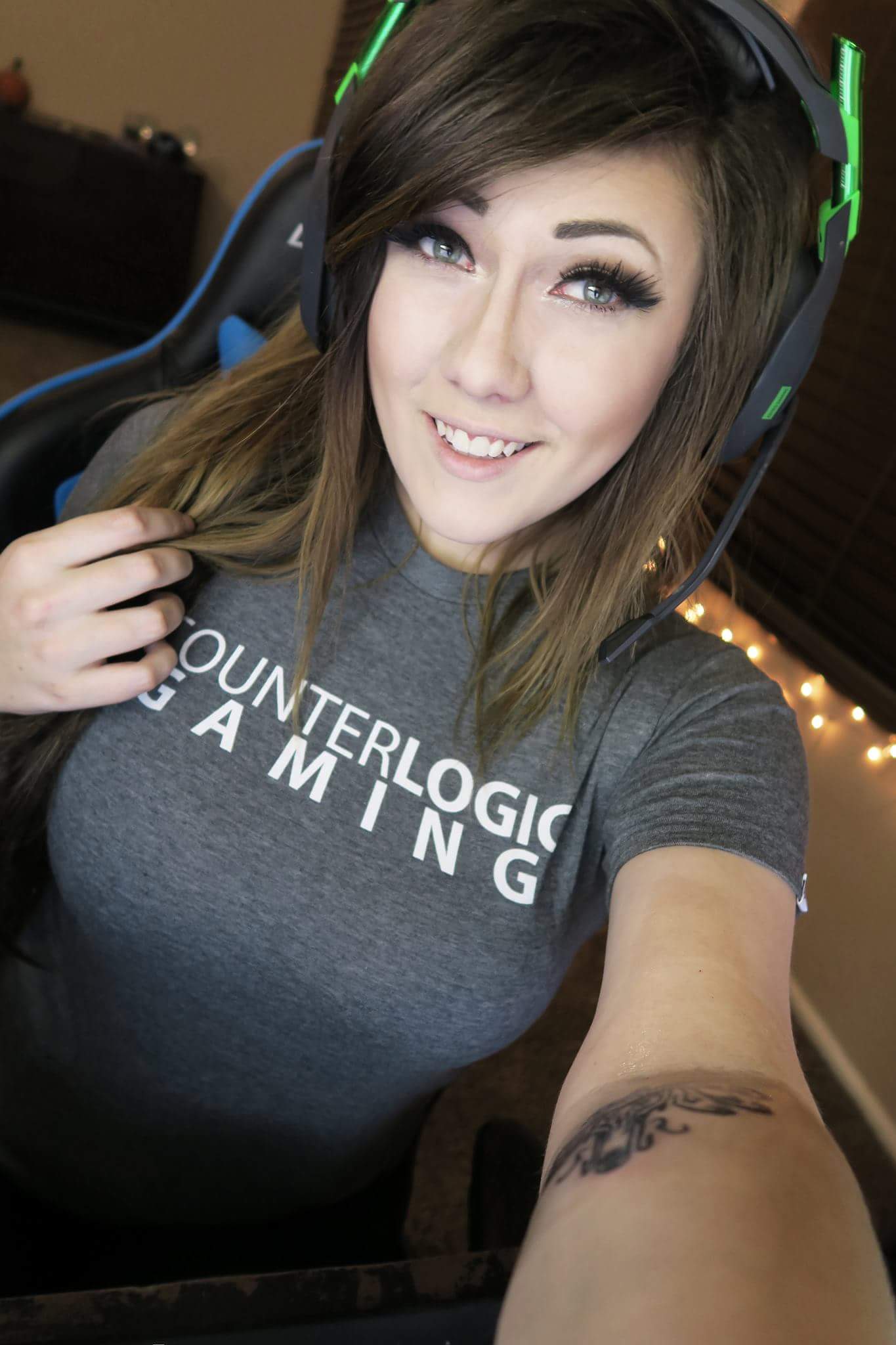 5. I Got A New Tattoo! (Comeovwhenursober) - 8wjmsul