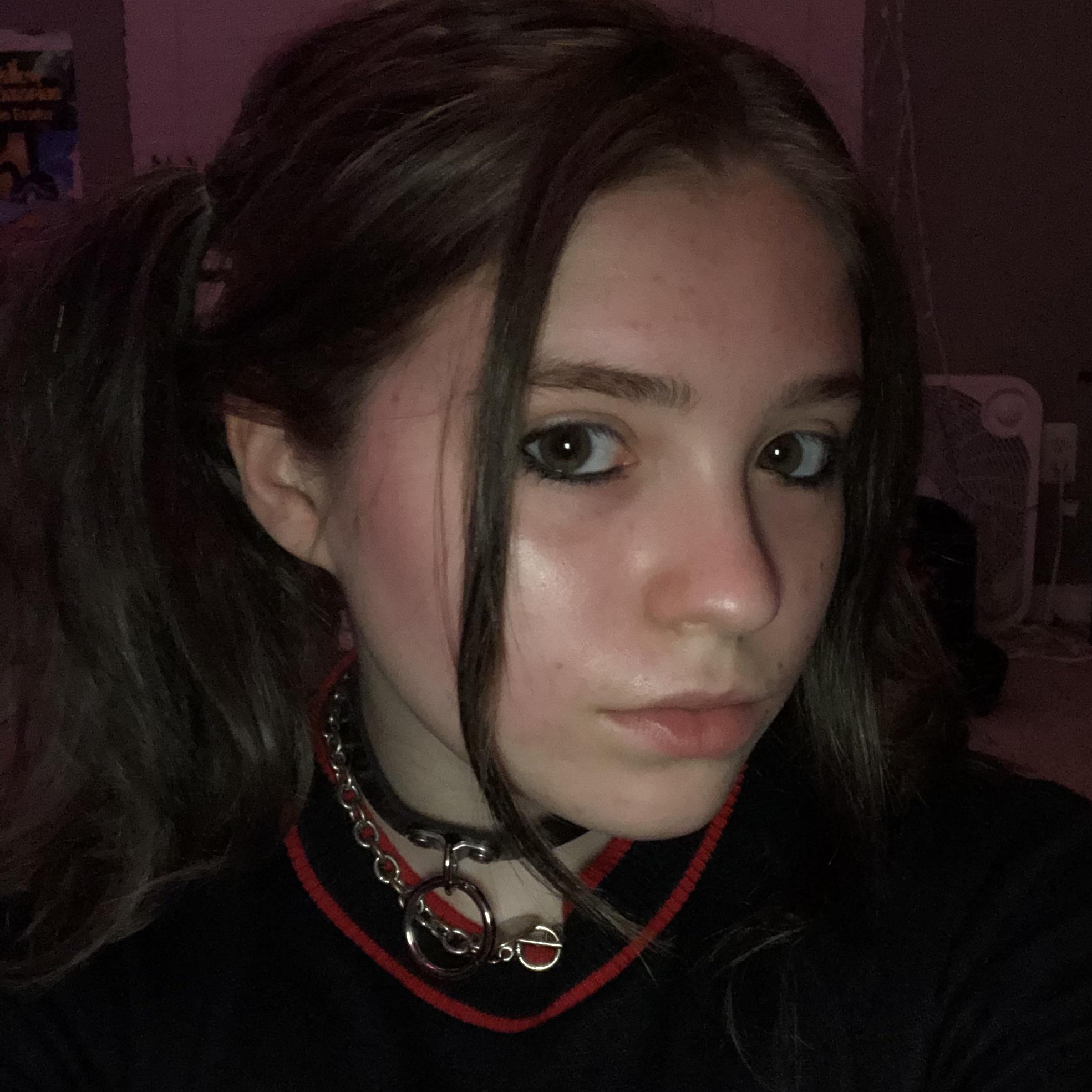 Exploring The "Littlesubgirl" Subculture On Facebook - 983vdkk