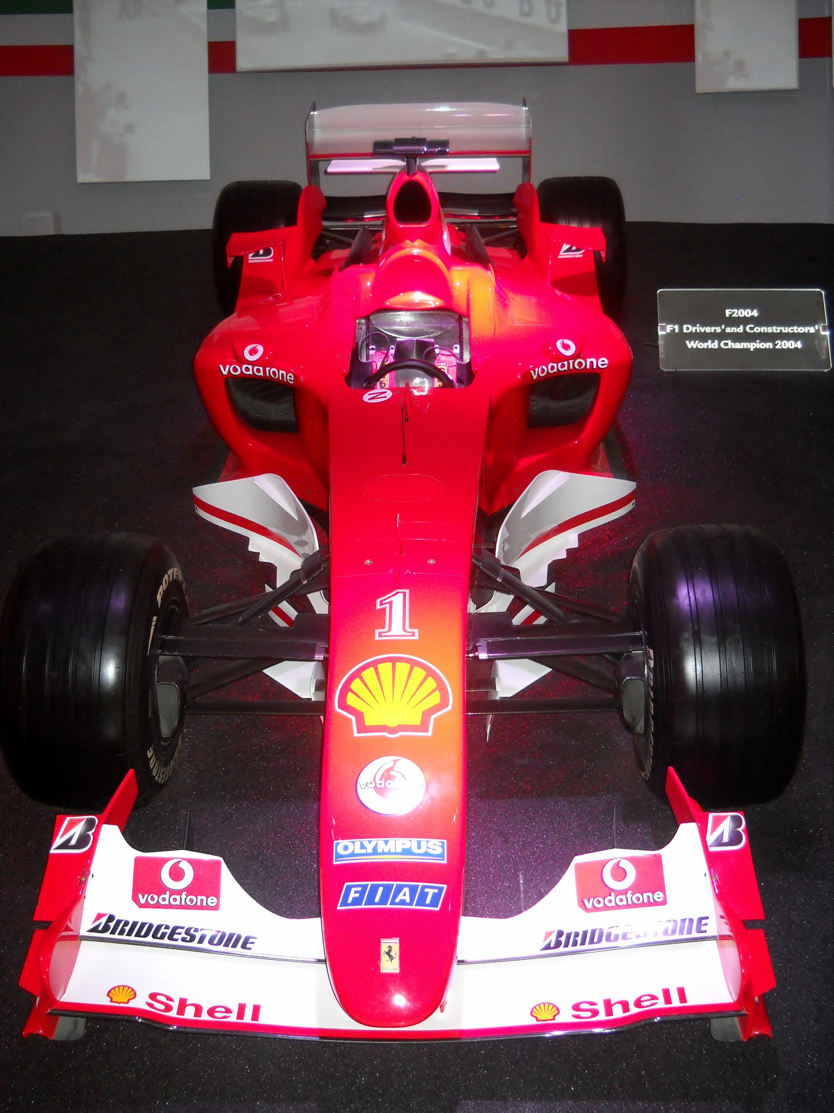 [OC] The legendary F2004. Museo Ferrari, Maranello, 2014. [2736 x 3648 ...