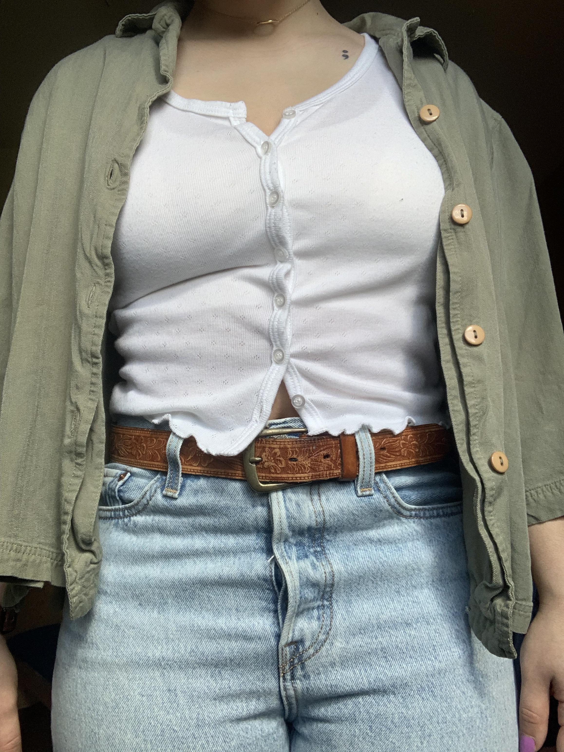 outfit today! ️ triangle cut or landing strip? Scrolller