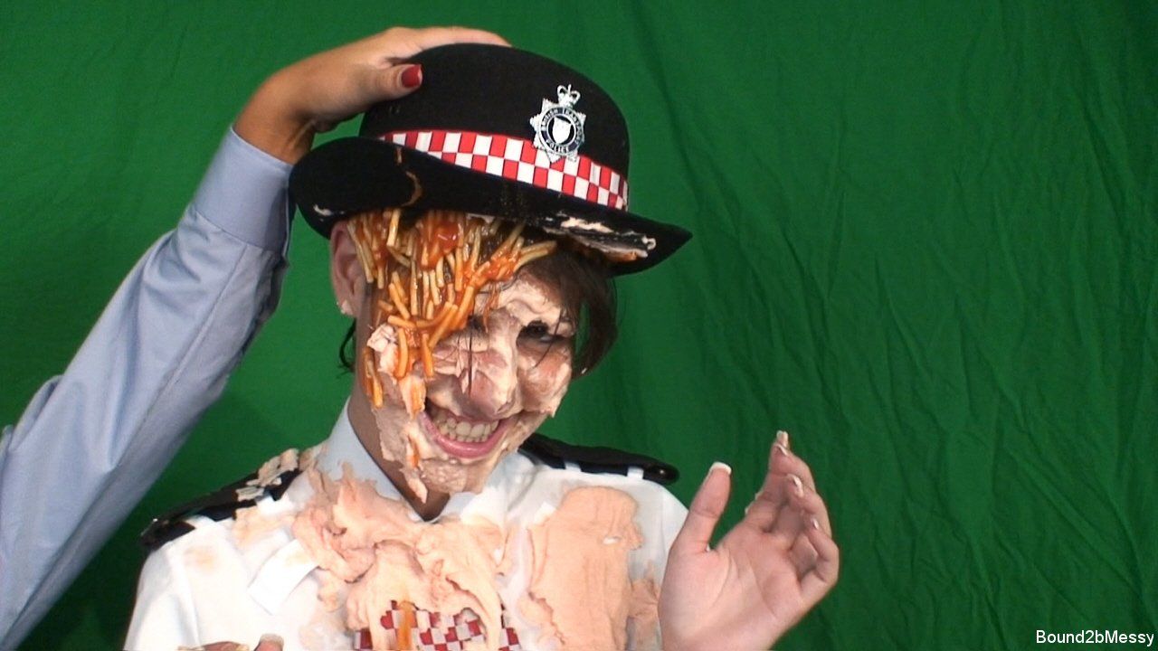 Police officer Jess West | Scrolller