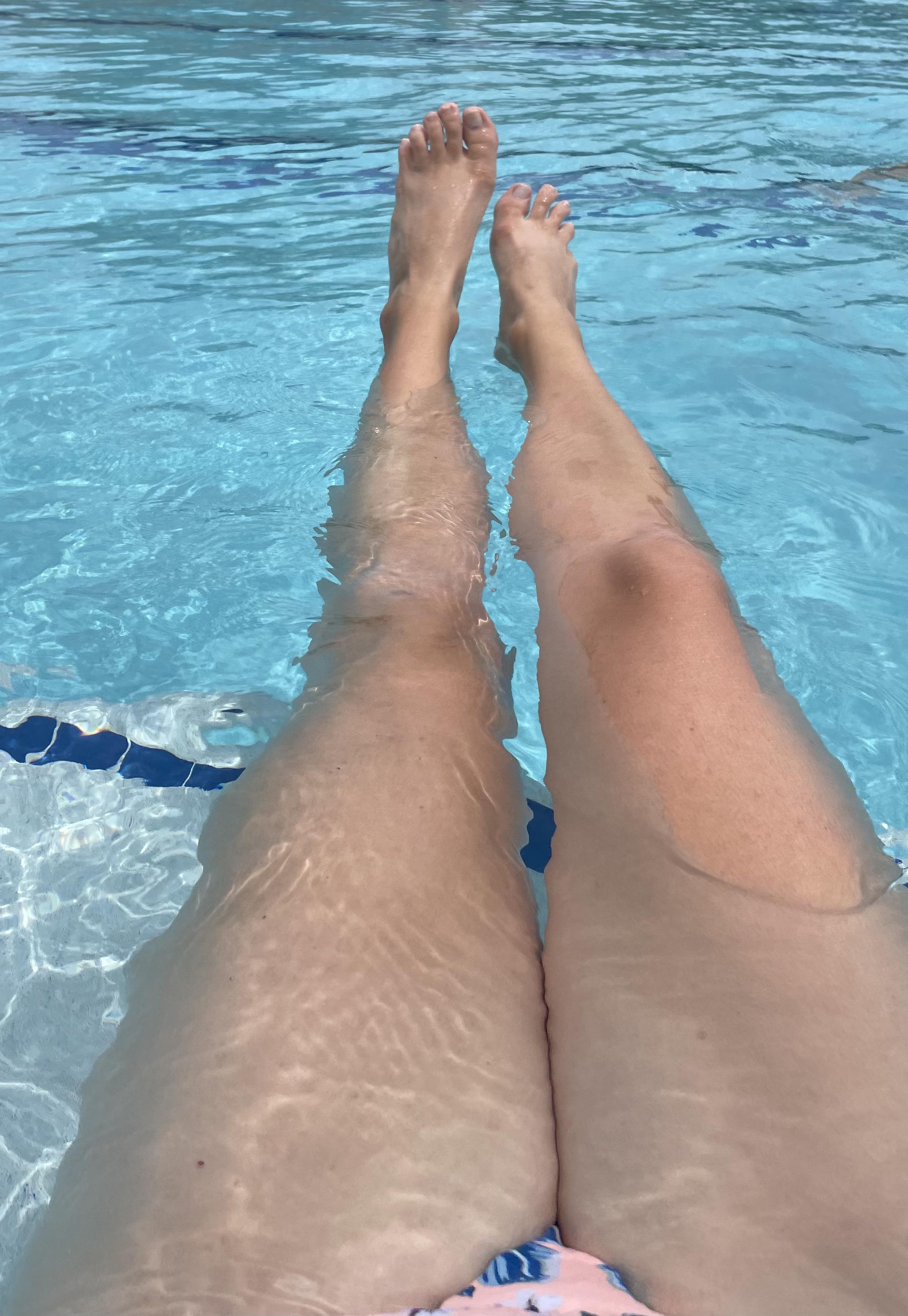 Scrolller Pool Pool day | Scrolller