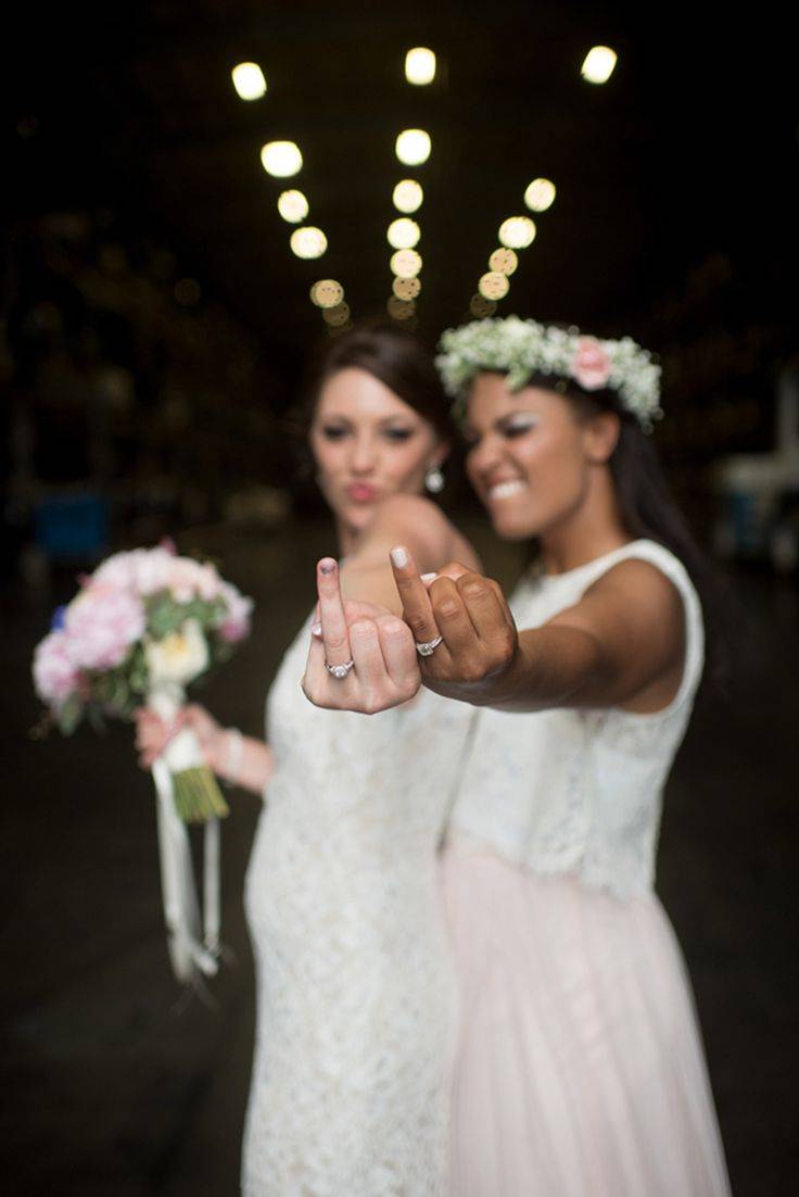 Put a ring on it | Scrolller