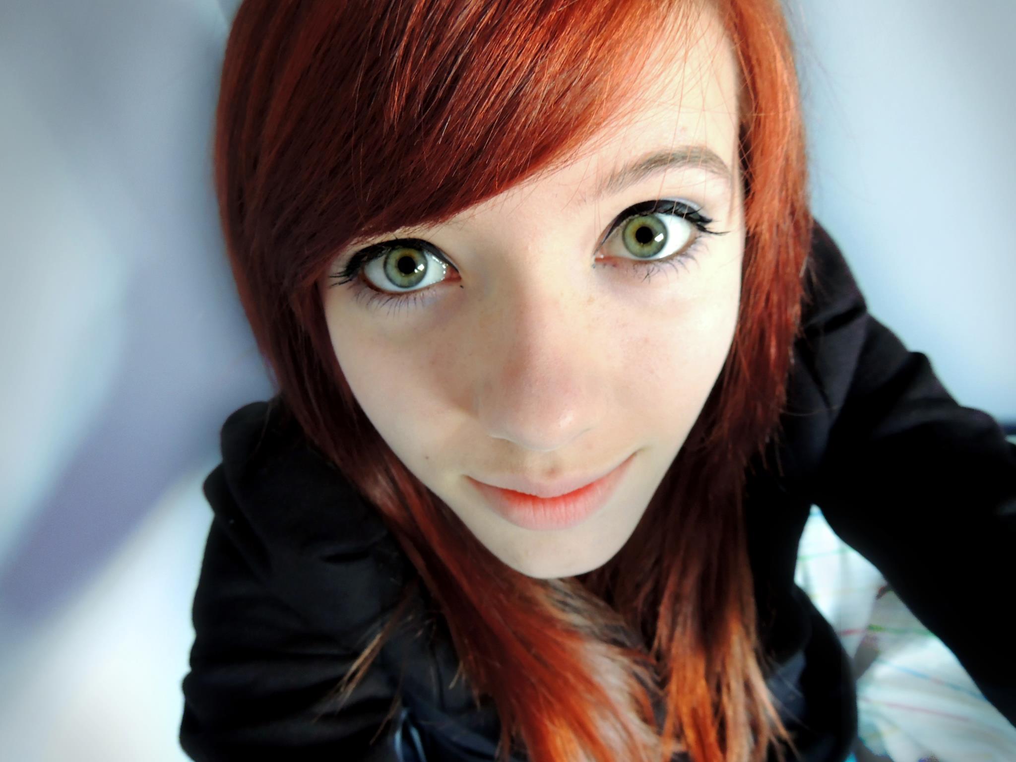 Red Hair Green Eyes Xpost R Prettygirls Scrolller