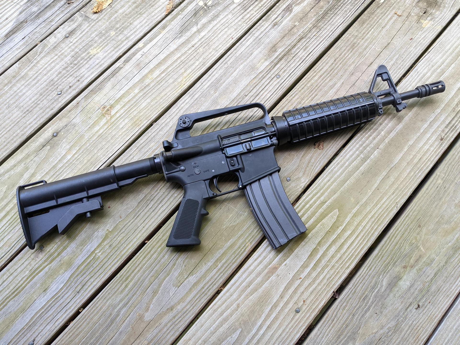 Retro carbine- Viper Tech Colt 733, AKA that gun from Heat | Scrolller