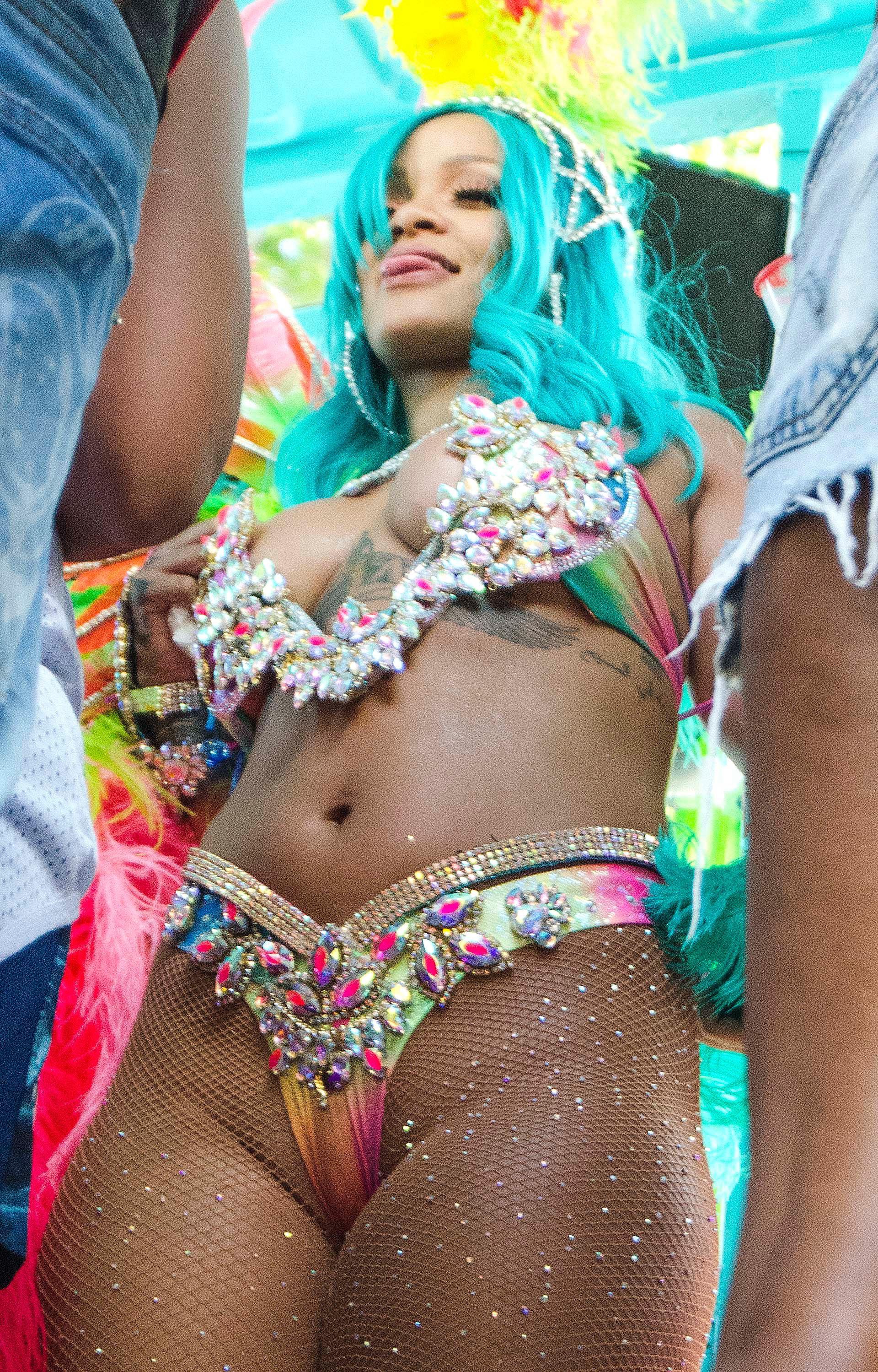 Rhianna Pussy