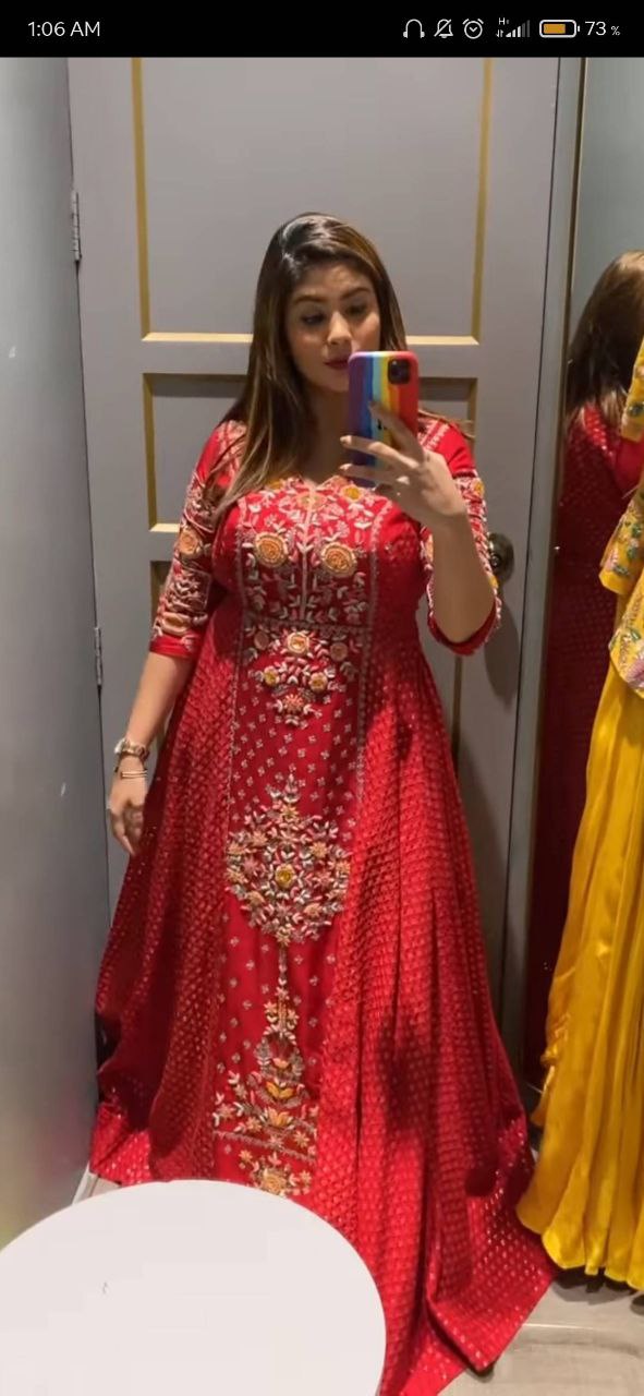 Sexy huge tities of Shanice Shreshta 🤤🤤🤤🤤 Scrolller