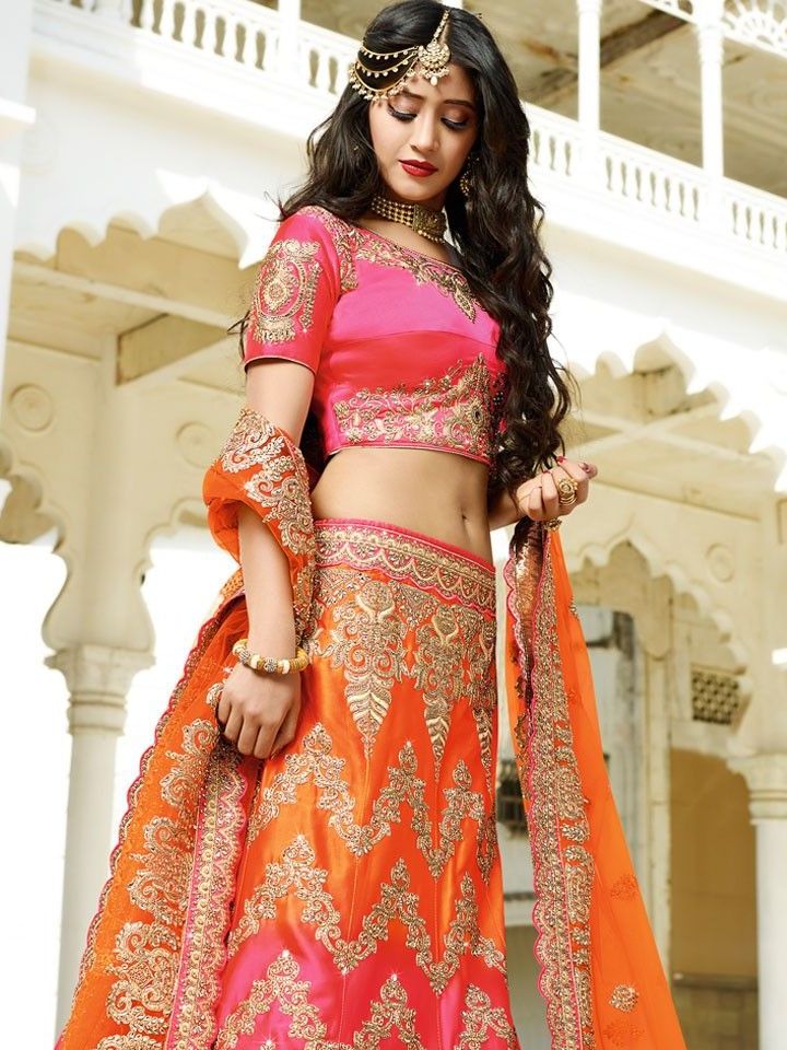 Shivangi Joshi navel in gorgeous pink lehenga choli | Scrolller