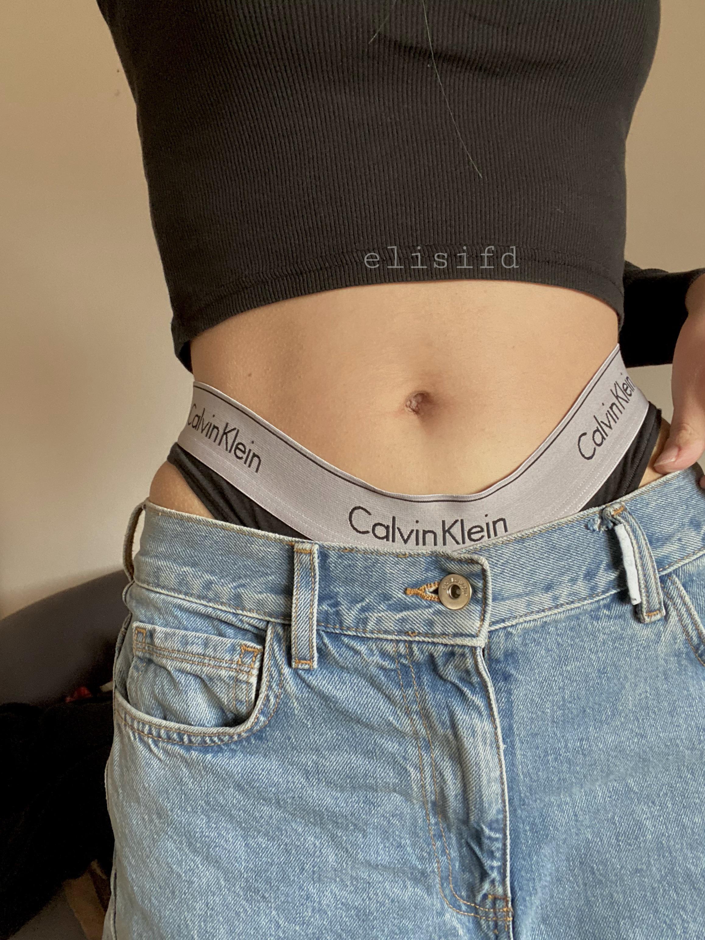 Should I wear a belt? | Scrolller