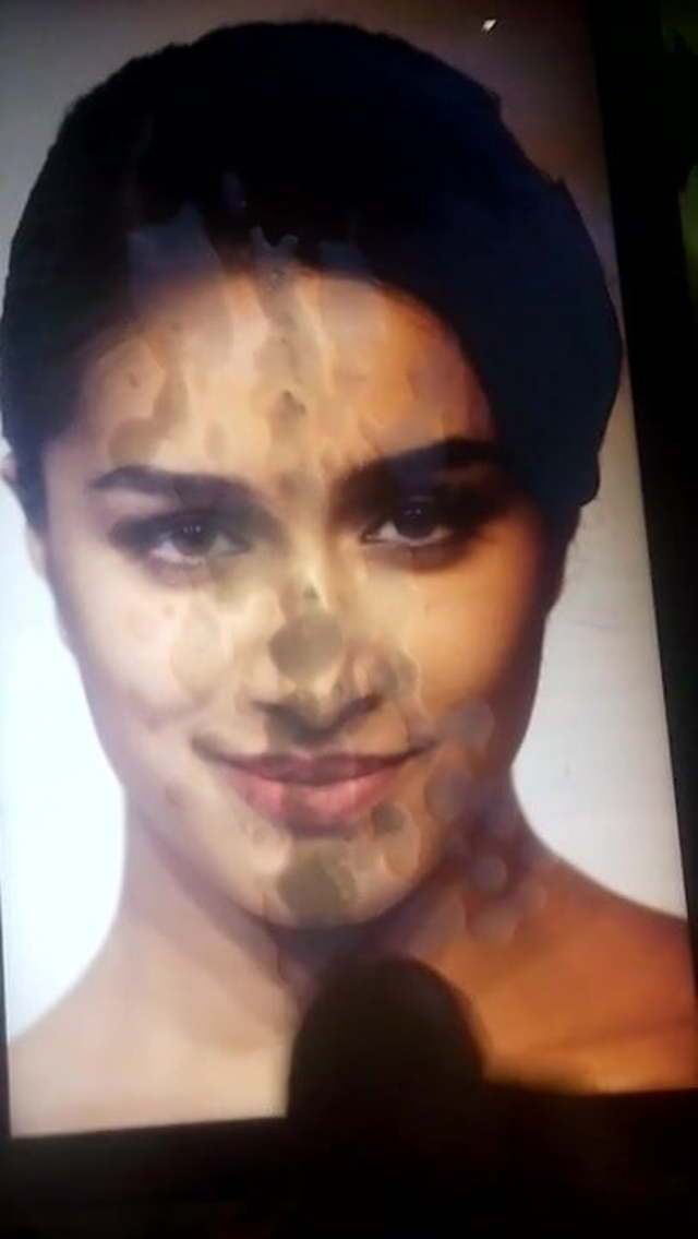 Shraddha Kapoor Got A Cum Blast On Her Face💦 Scrolller