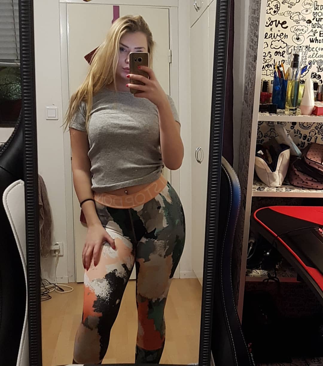 Snowmixy Leggings Scrolller