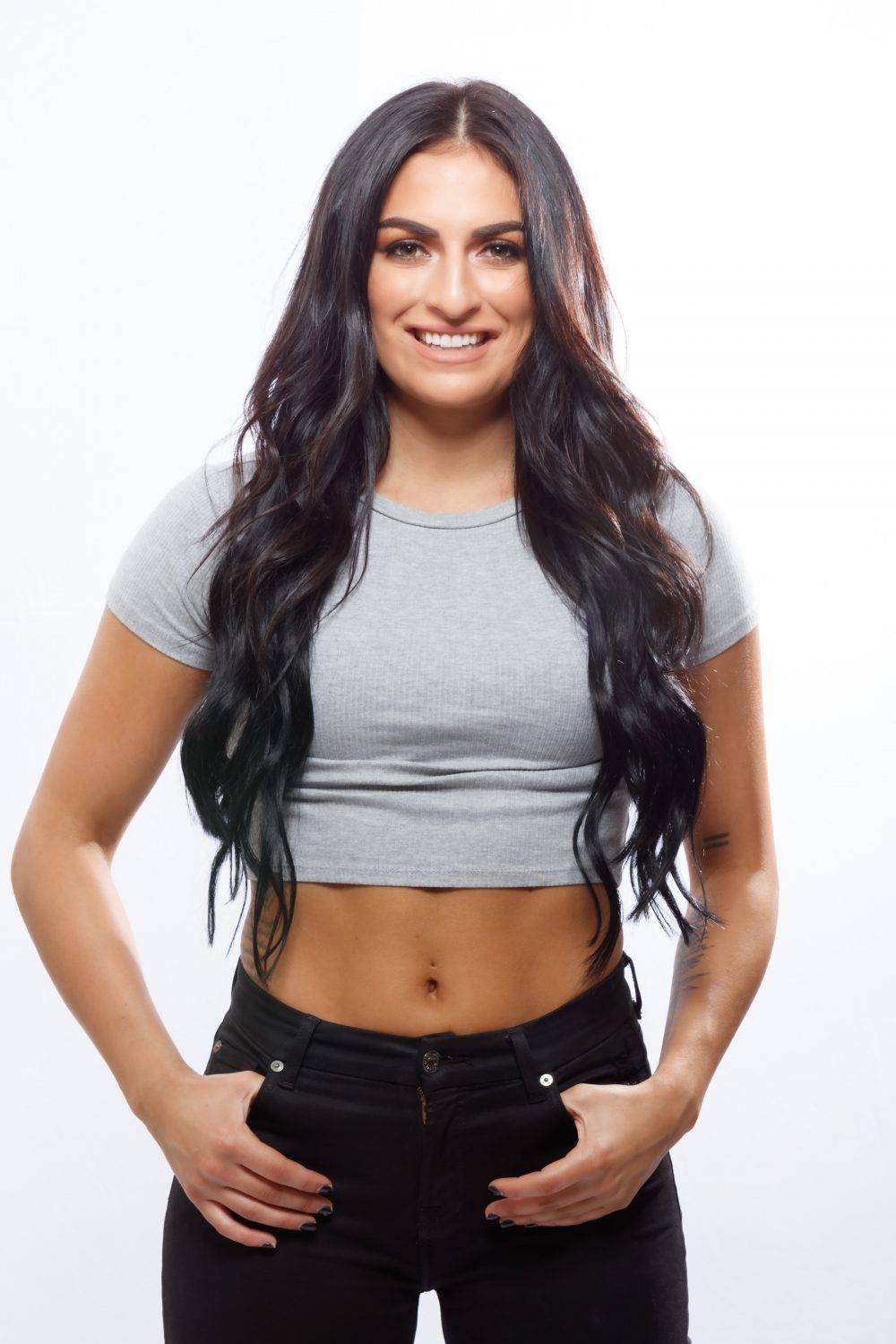 Sonya Deville Tight Top And Jeans Scrolller