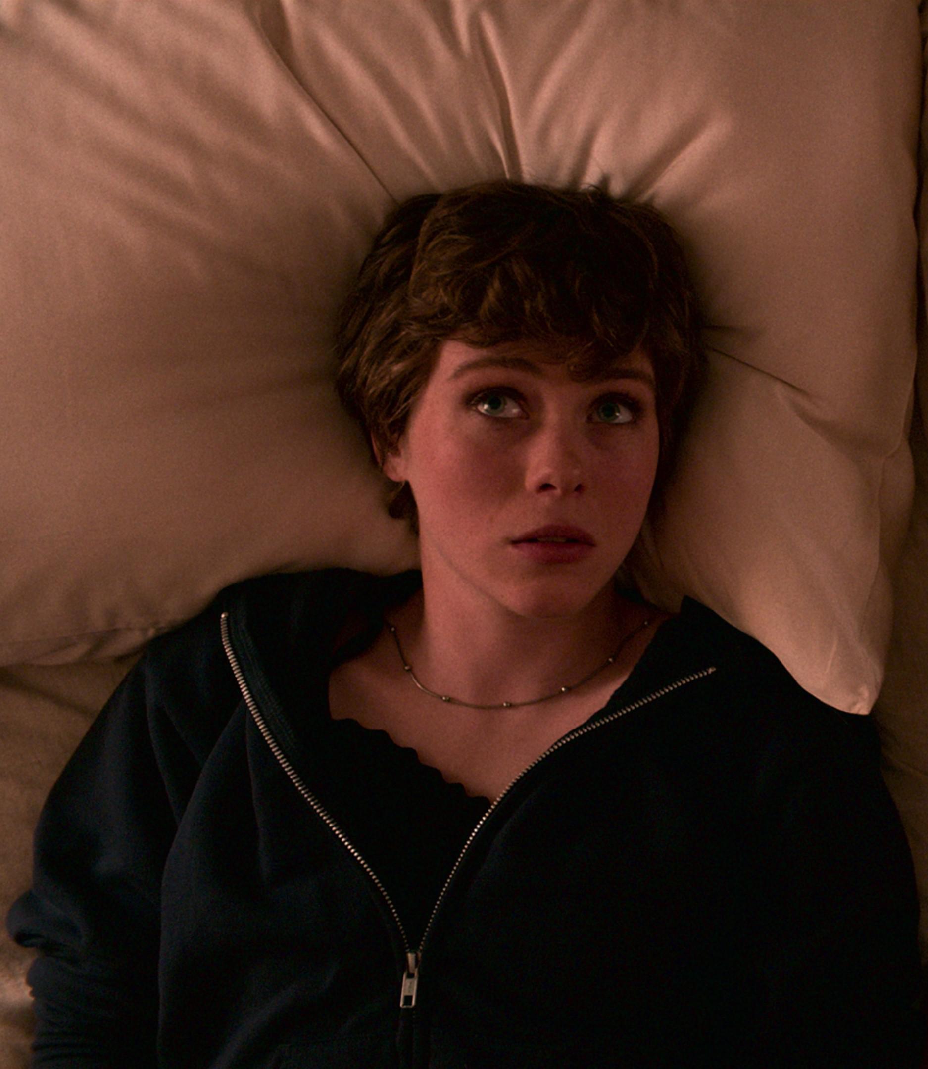 Sophia Lillis I Am Not Okay With This Scrolller