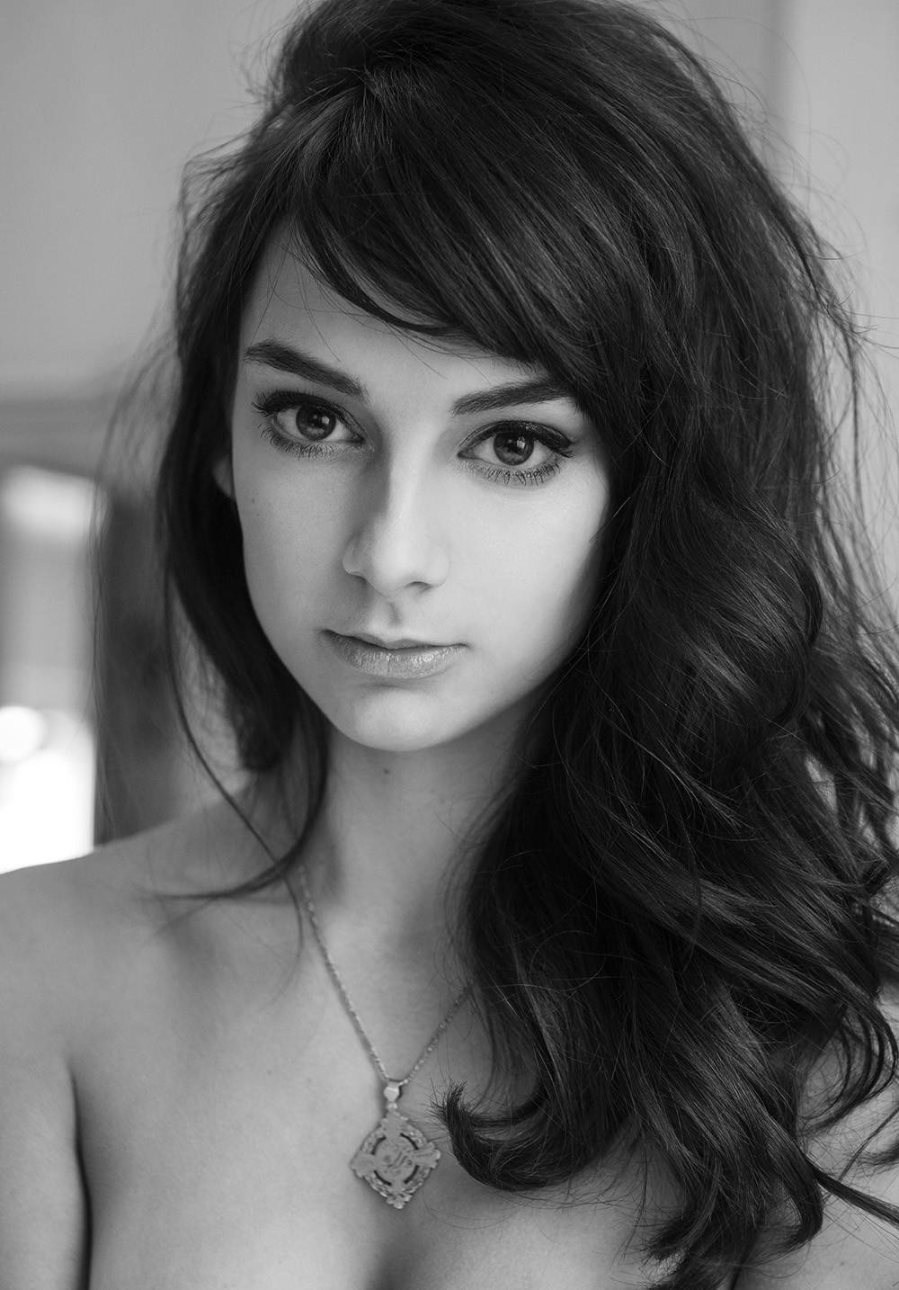 sophie-desmarais-scrolller