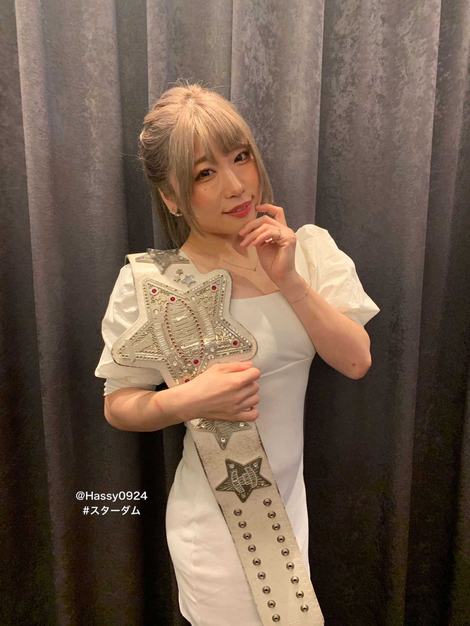 Tam Nakano Scrolller