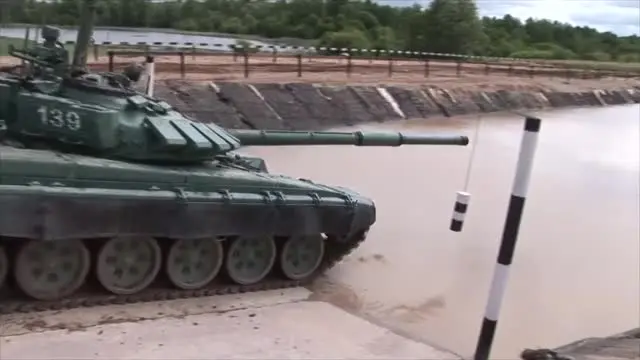 Tanks fear no dirt - T-72B3, Baltic fleet, Russia | Scrolller