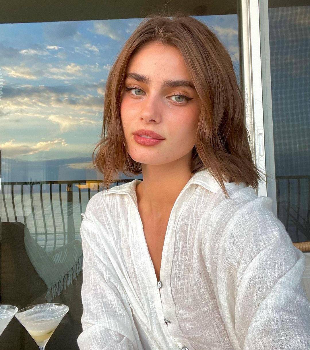 Taylor Hill is gorgeous | Scrolller