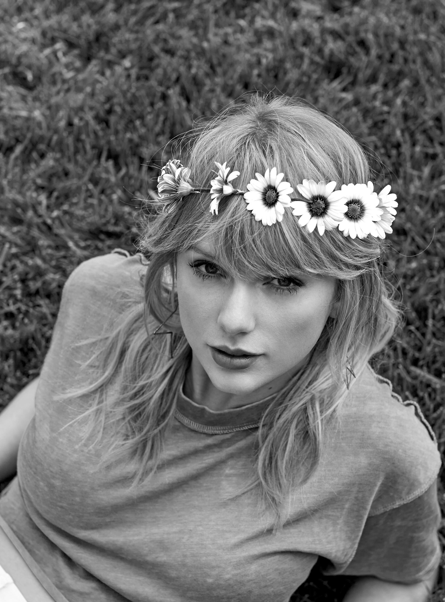 Taylor Swift | Scrolller