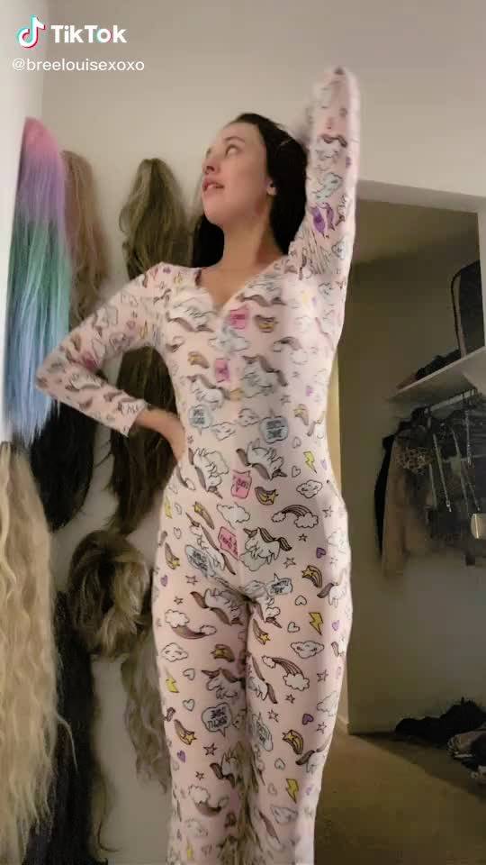 Tik Tok Buns 🍑 2021 Latest 💋 Sex Tapes 30 Gb Link 🔗 In Comments Scrolller