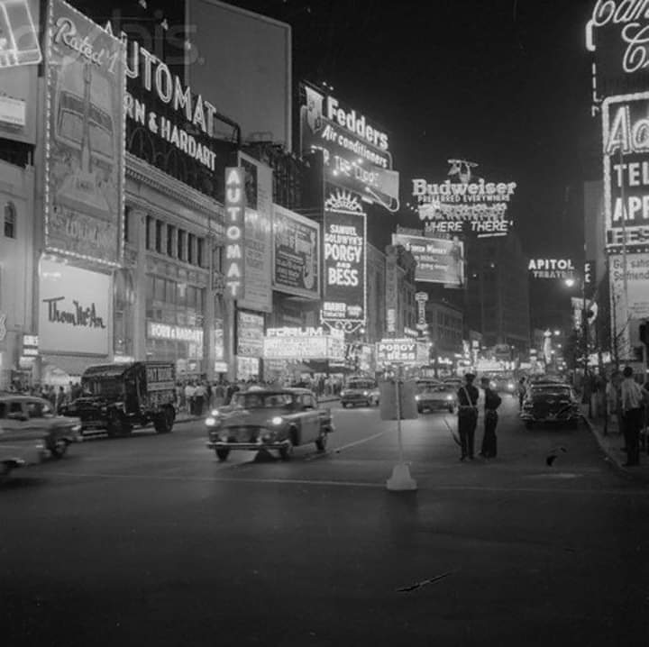 Times Square at night in 1959 | Scrolller