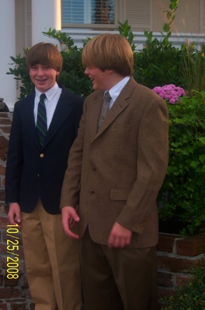 Two adorable dinguses circa 2008 | Scrolller