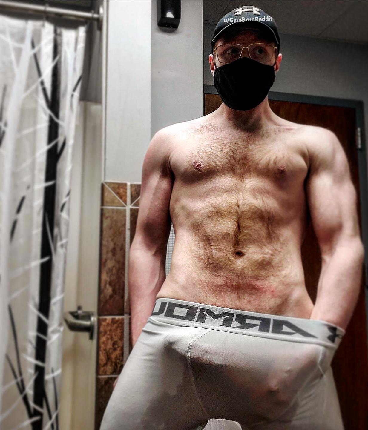 ⬆ ️vote if you wanna grab my bulge bro 👅 ❤ Scrolller.