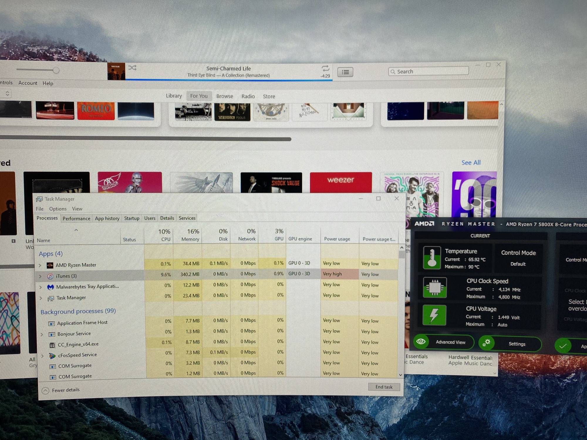 What the f ck is wrong with apple music scrolller