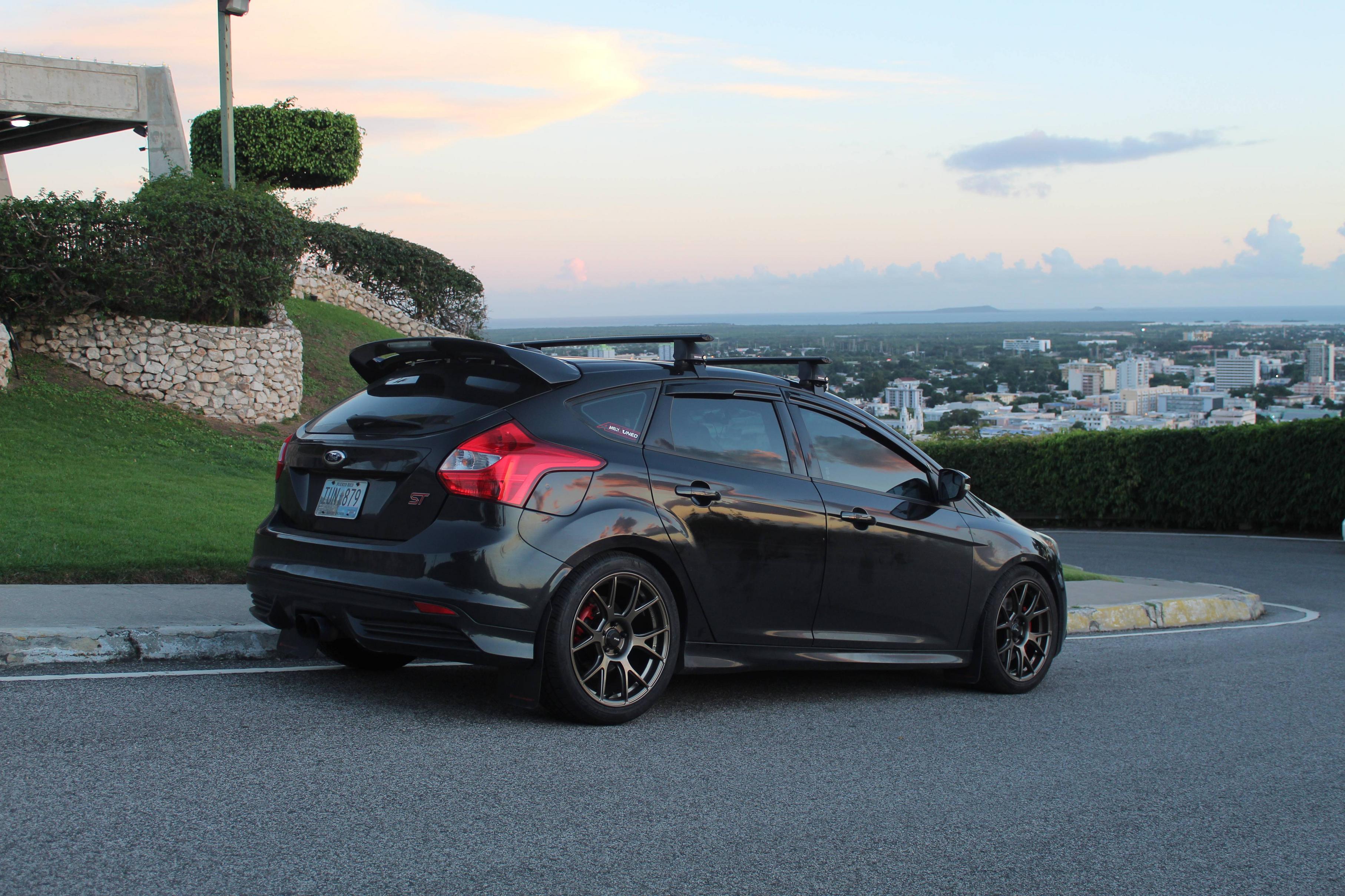 Winter in Puerto Rico Scrolller