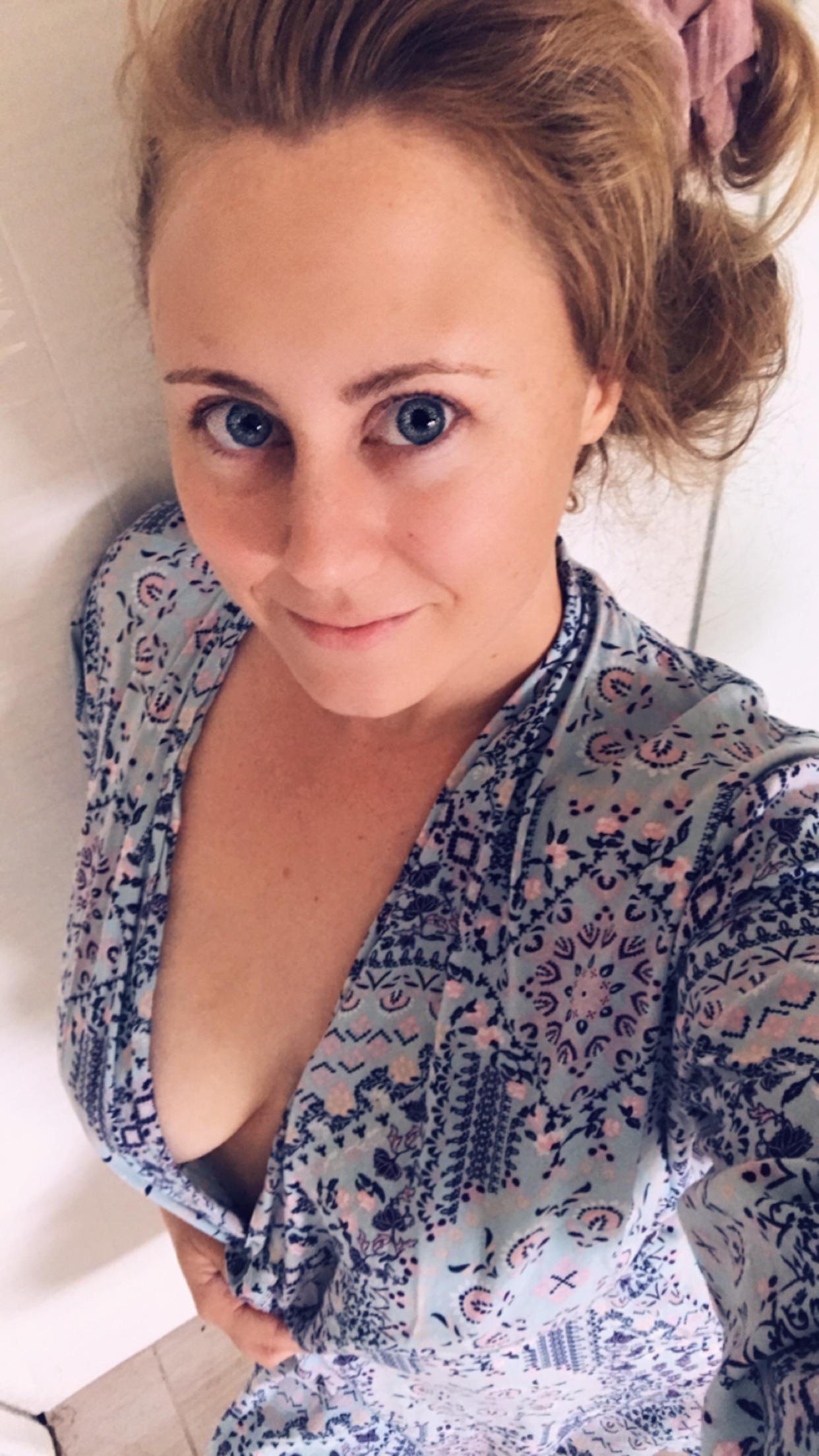 Exposed! Aliceholic13'S Secret Onlyfans Content   You Have To See This - 0sy7ay4