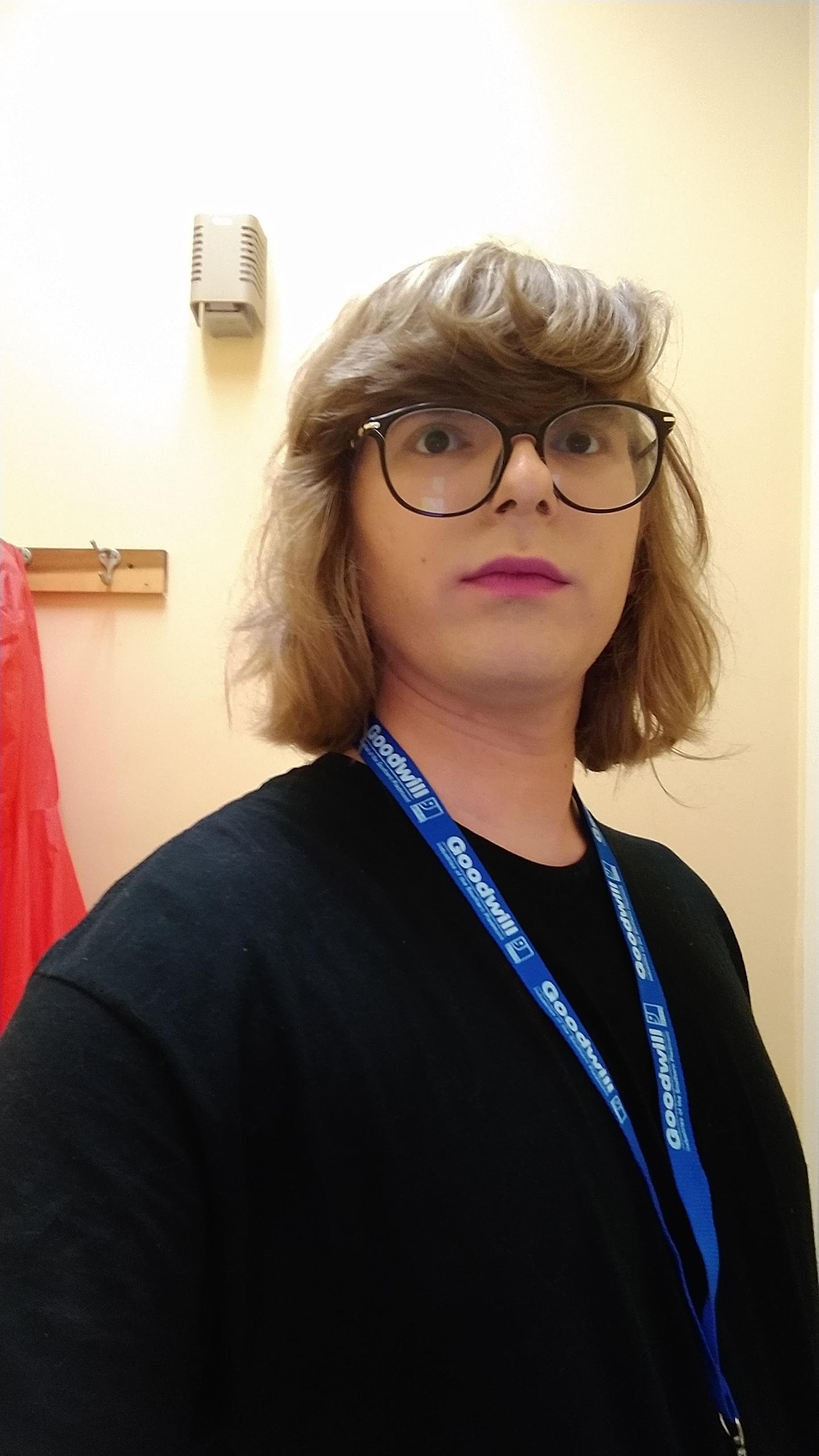 Work selfie what can i do to look more feminine pre hrt scrolller